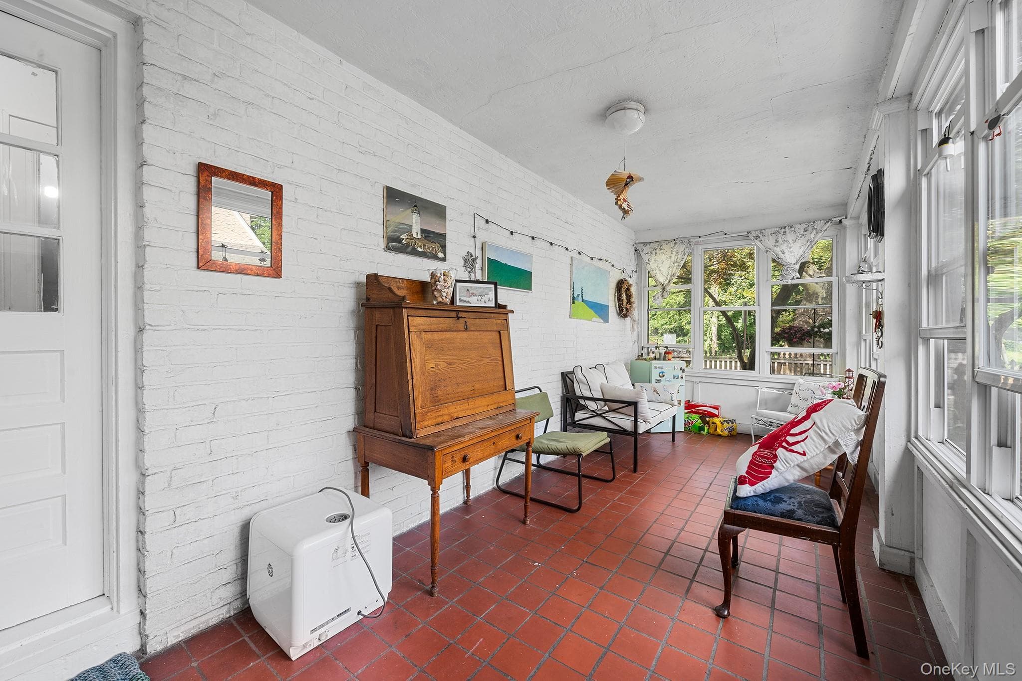 3 Demott Avenue thumbnail 29