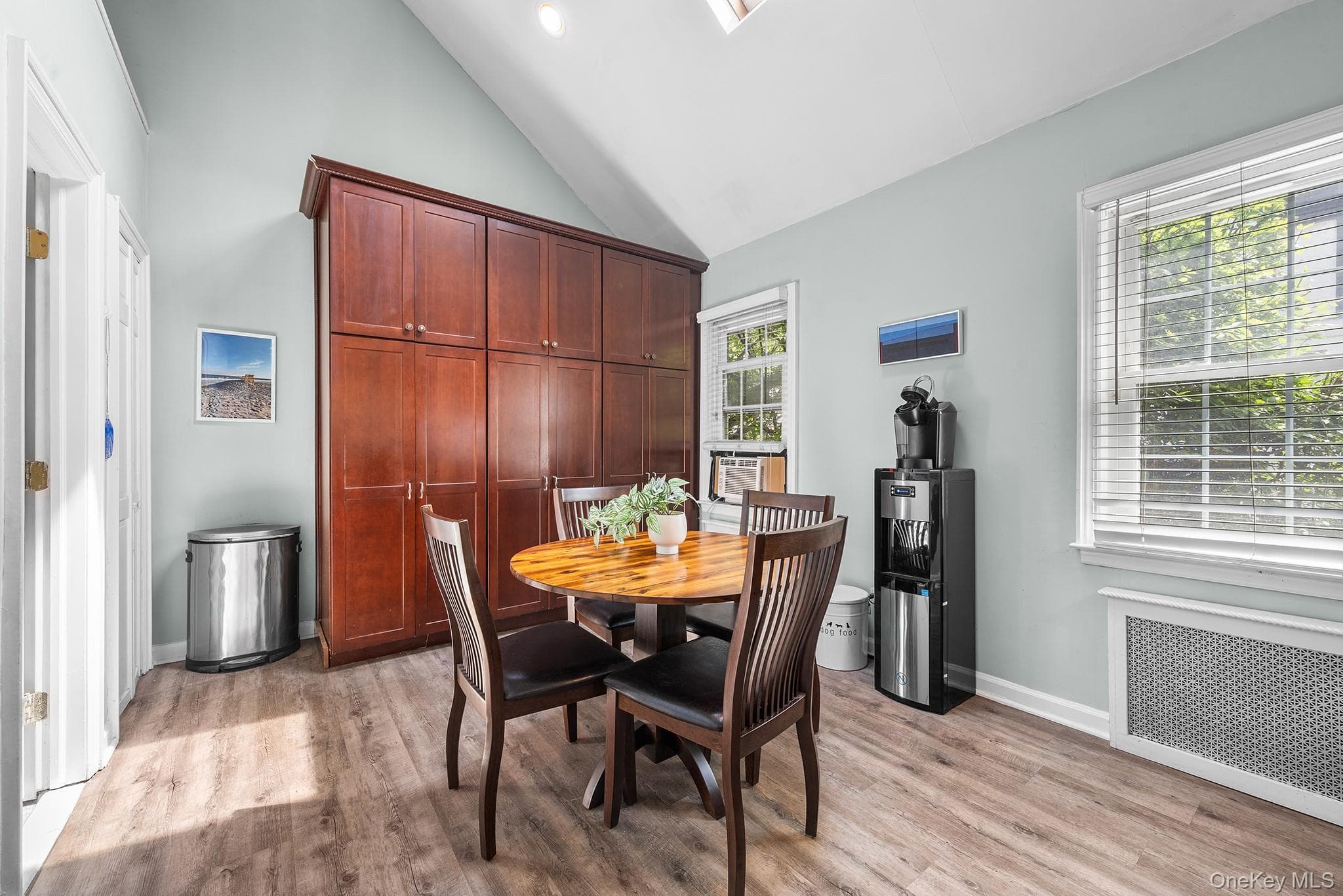 3 Demott Avenue thumbnail 17