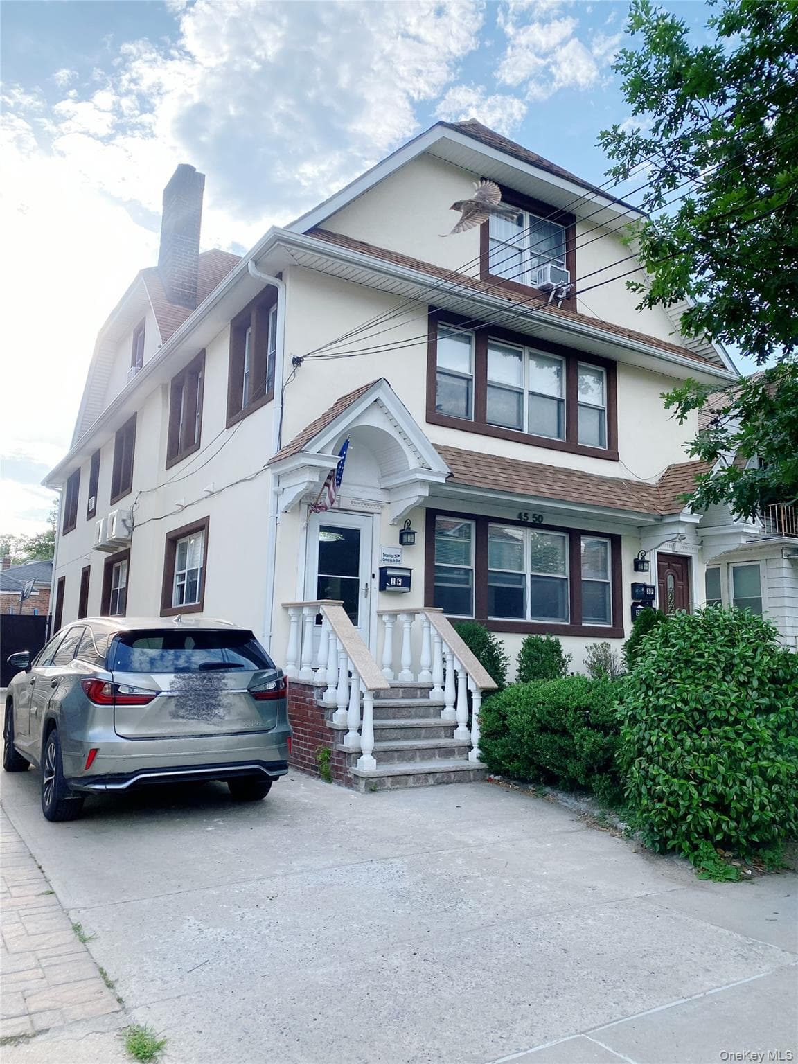4550 158th Street photo 1