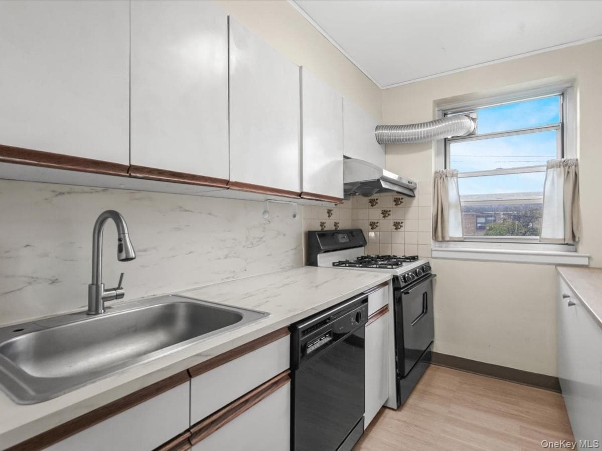 204-12 35th Avenue Unit: 254 thumbnail 12