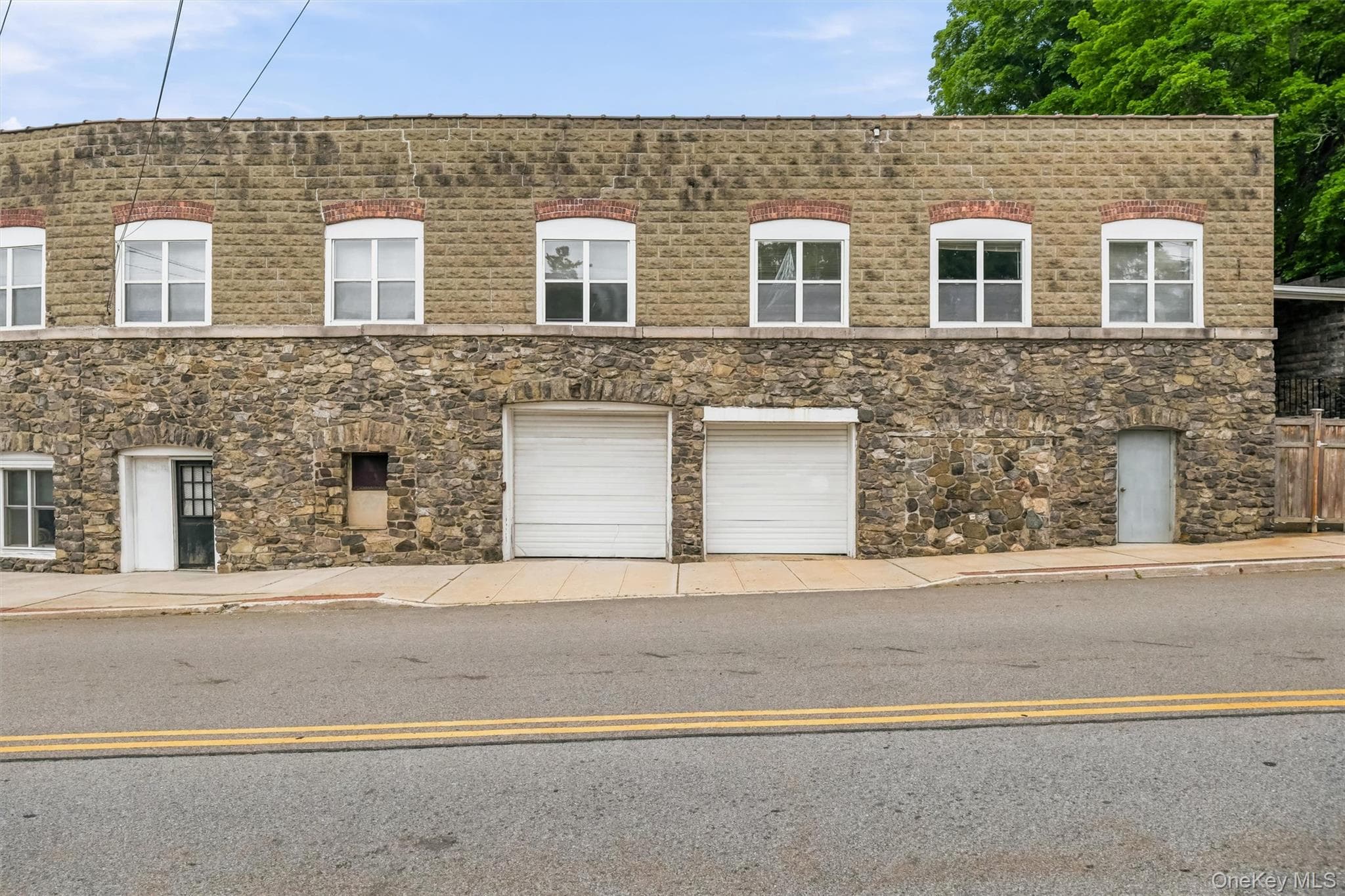 179 Lindsey Avenue thumbnail 12