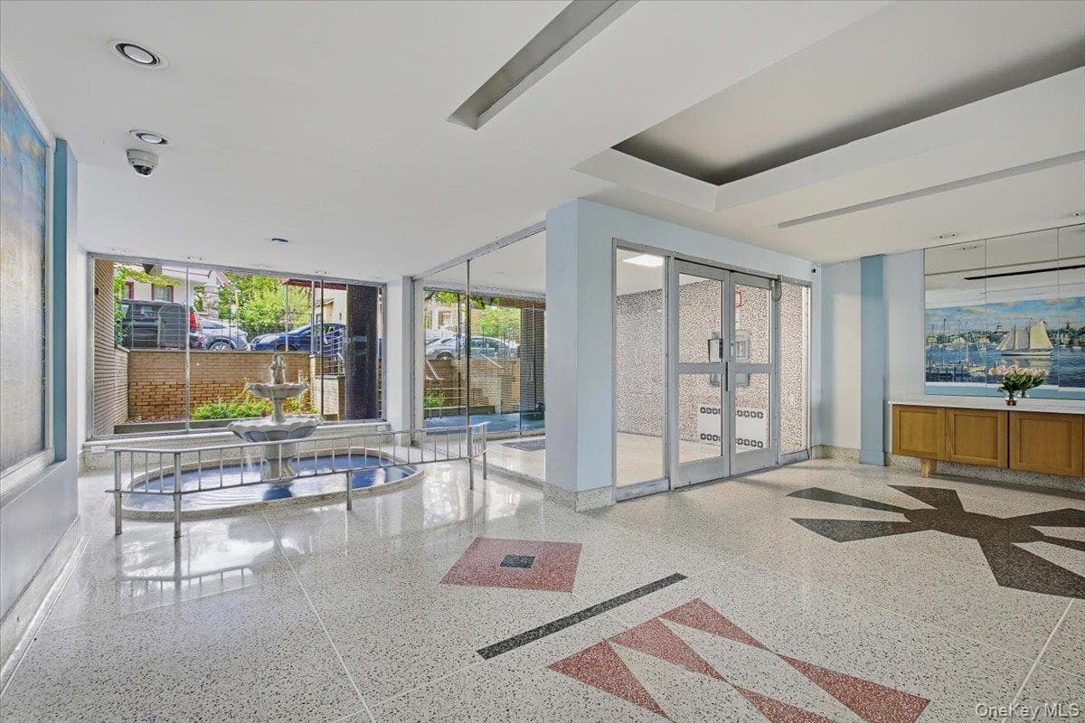 4380 Vireo Avenue Unit: 4T thumbnail 16