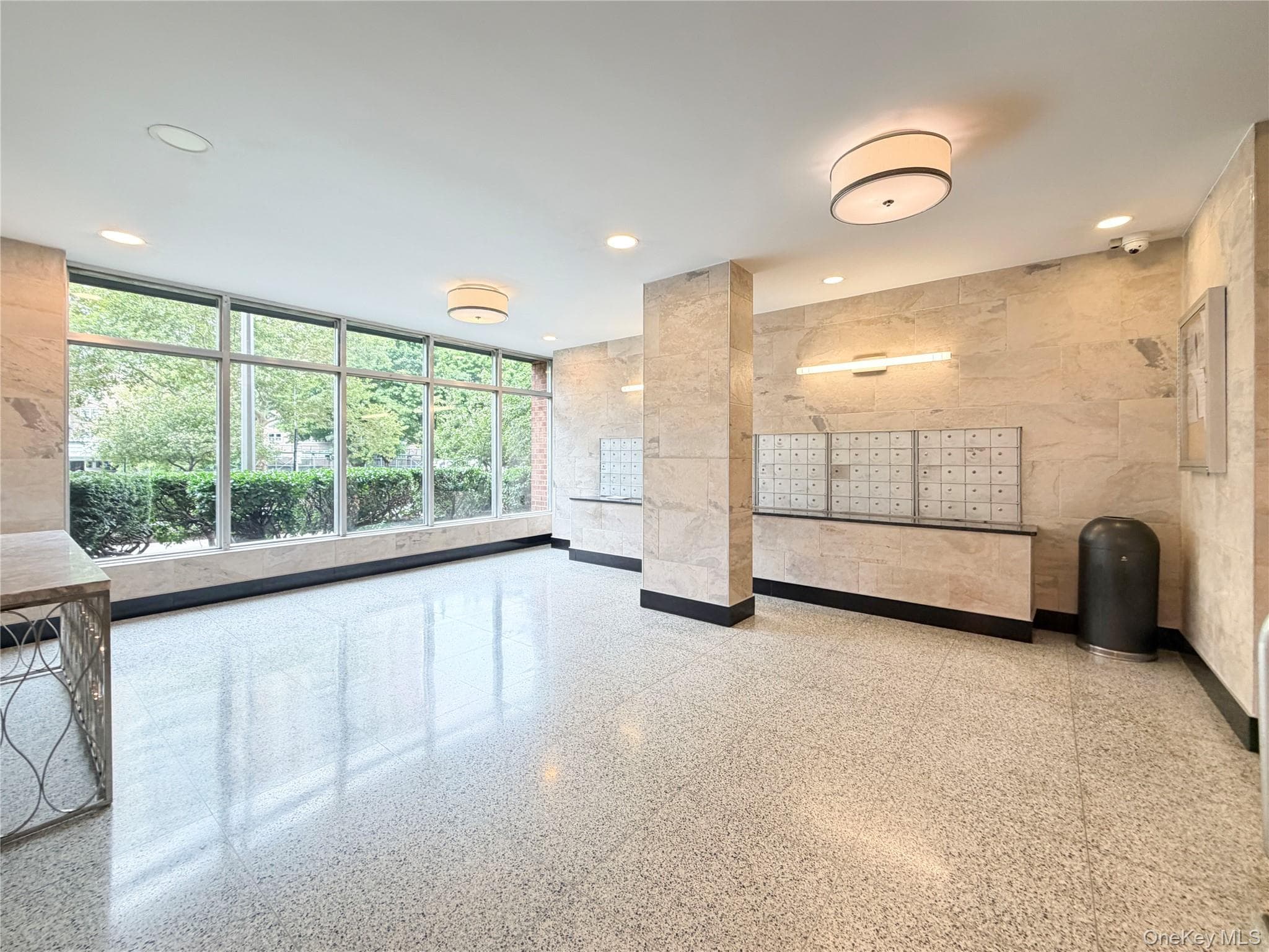 880 Boynton Avenue Unit: 9L thumbnail 2