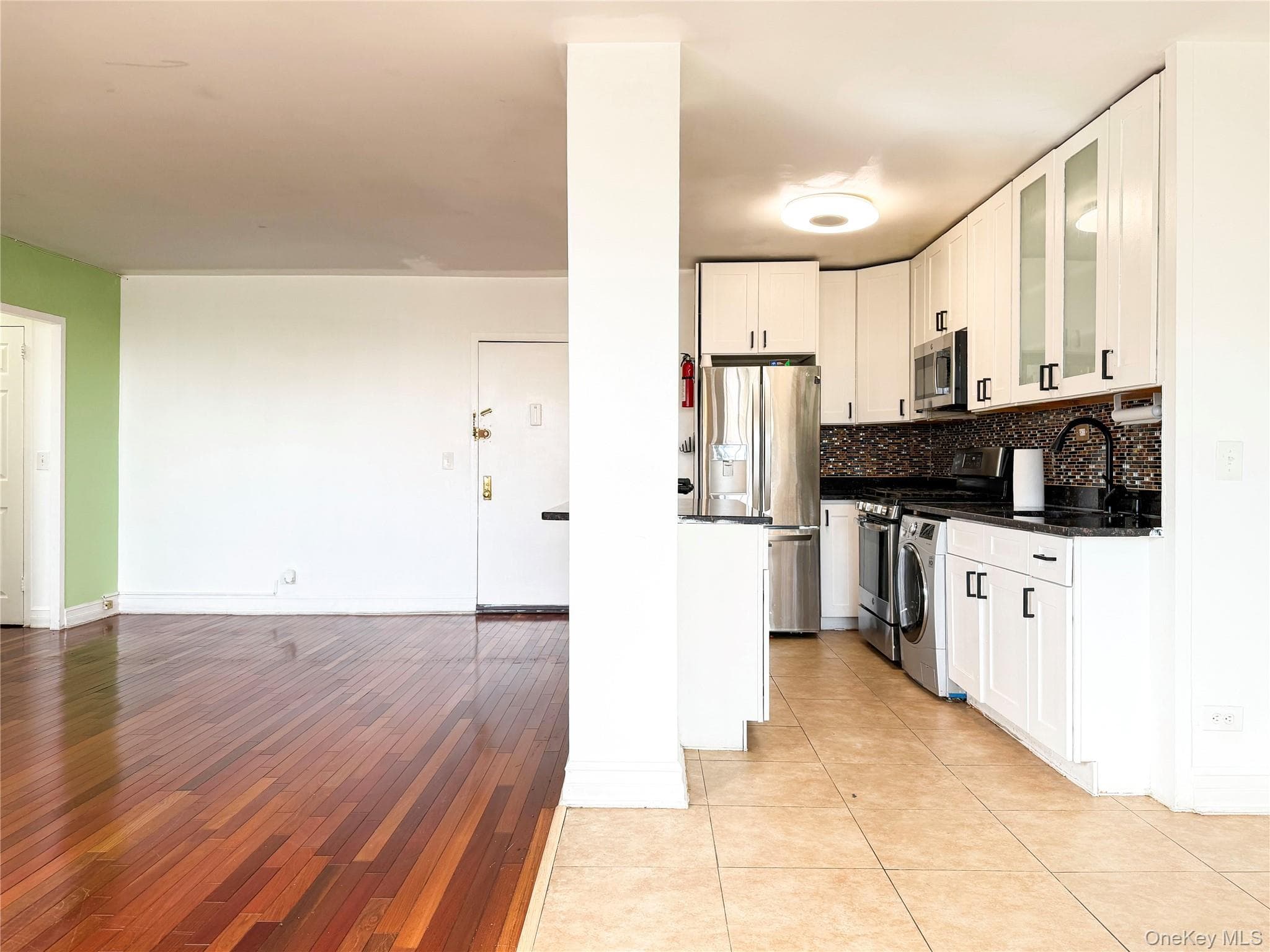 880 Boynton Avenue Unit: 9L thumbnail 7