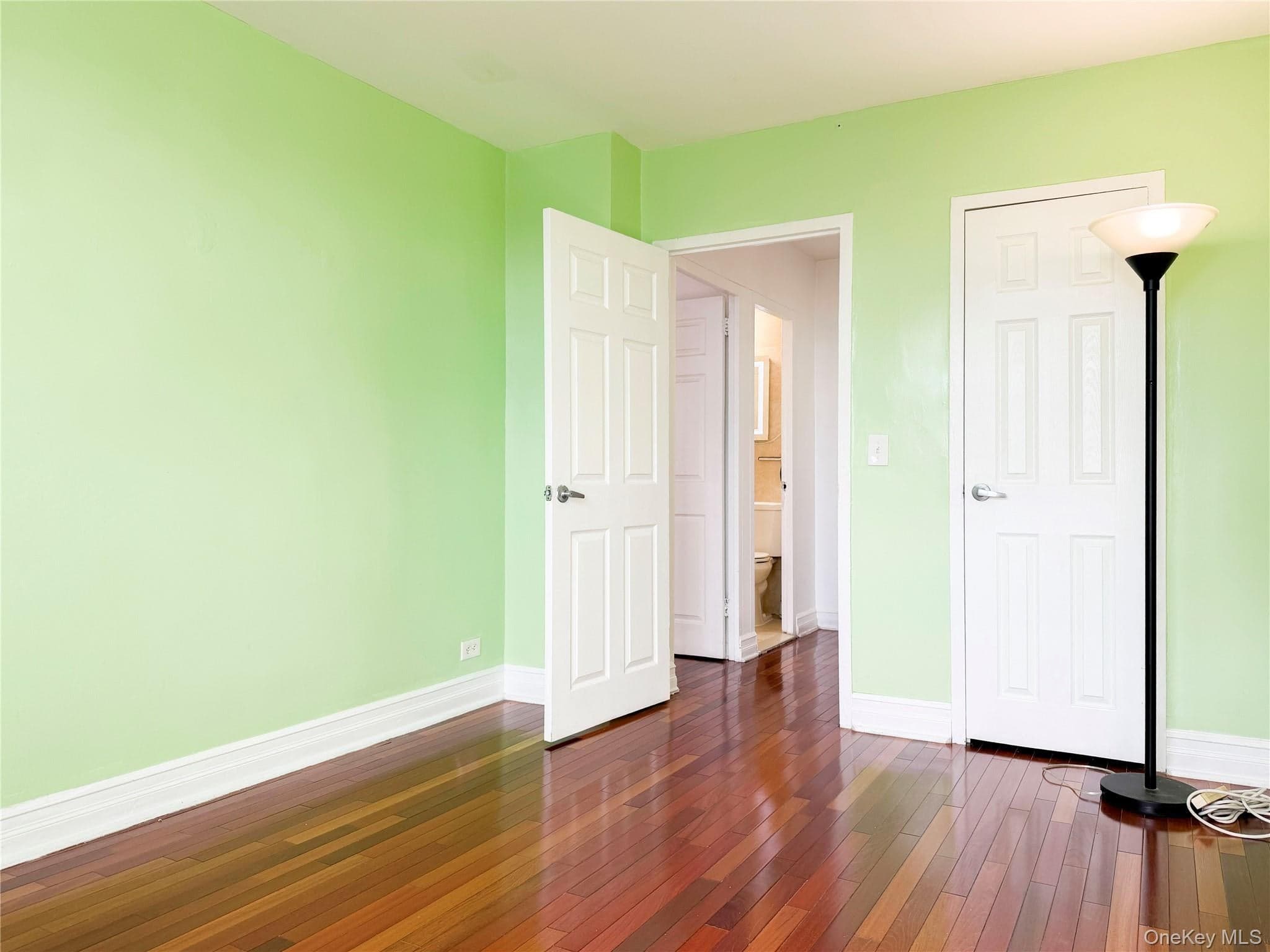 880 Boynton Avenue Unit: 9L thumbnail 12
