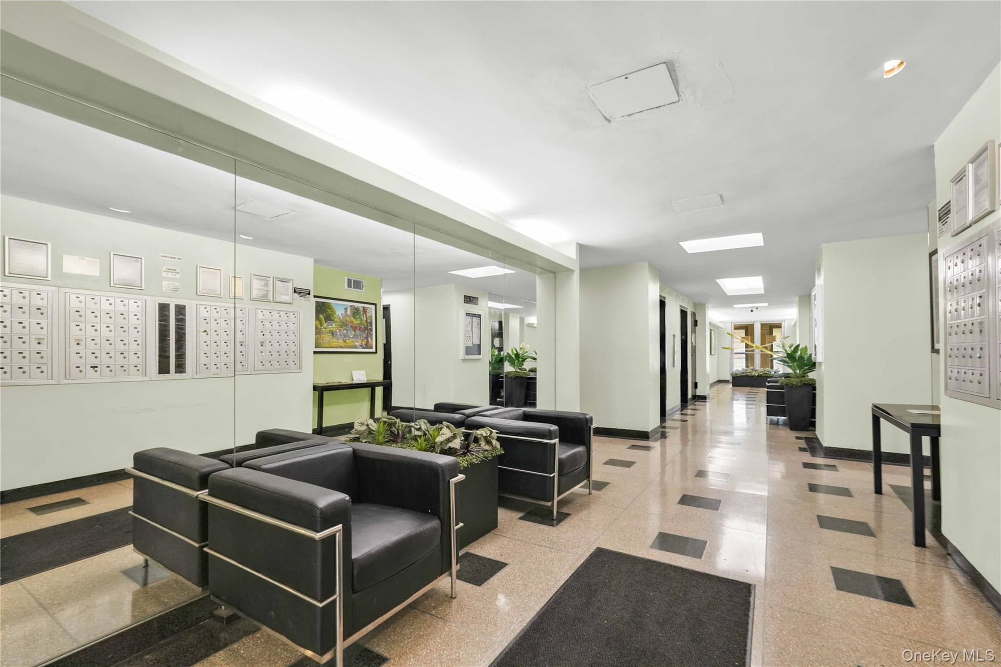 6 Fordham Hill Oval Unit: 11G thumbnail 4