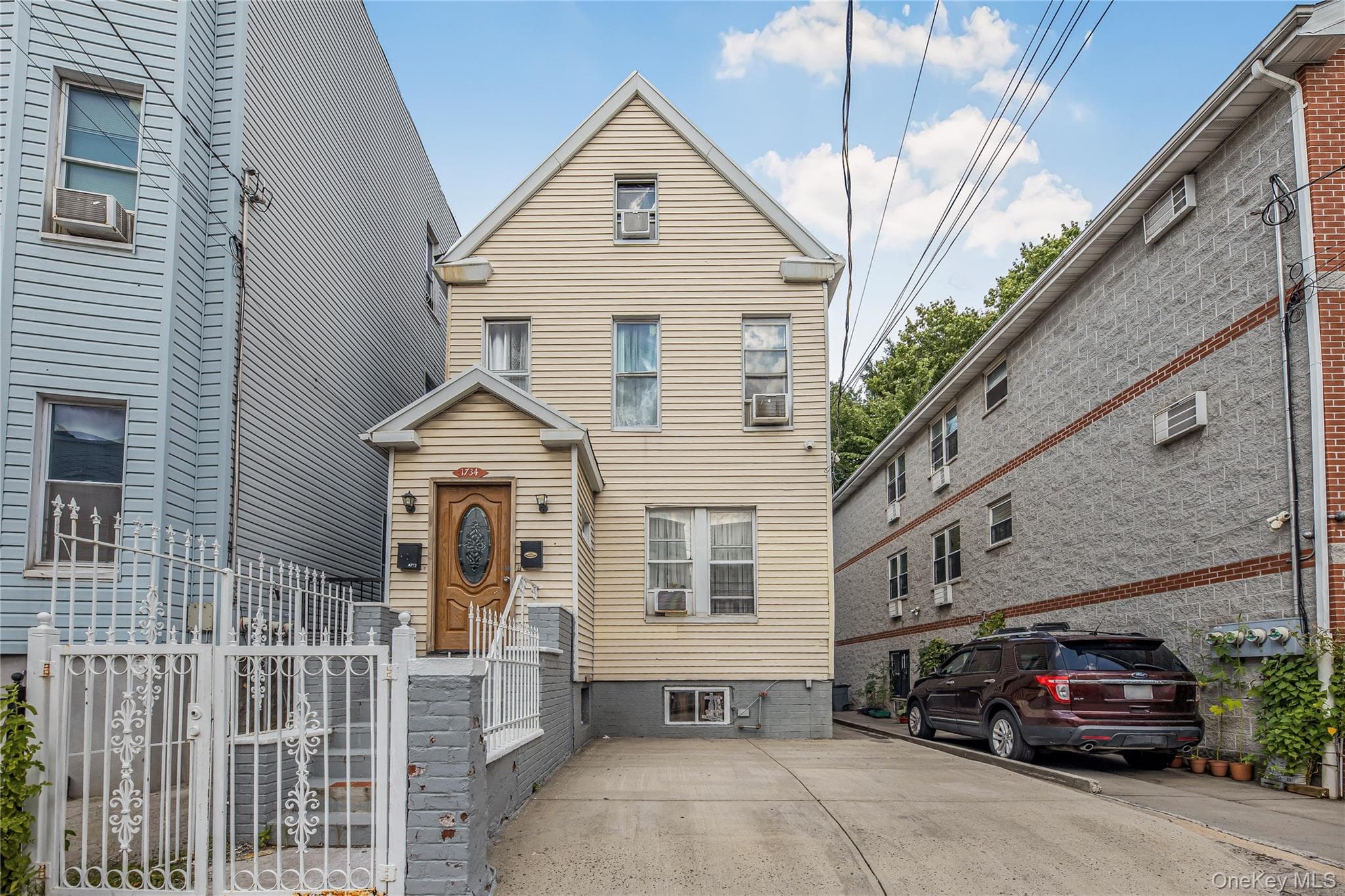 1734 Van Buren Street thumbnail 2