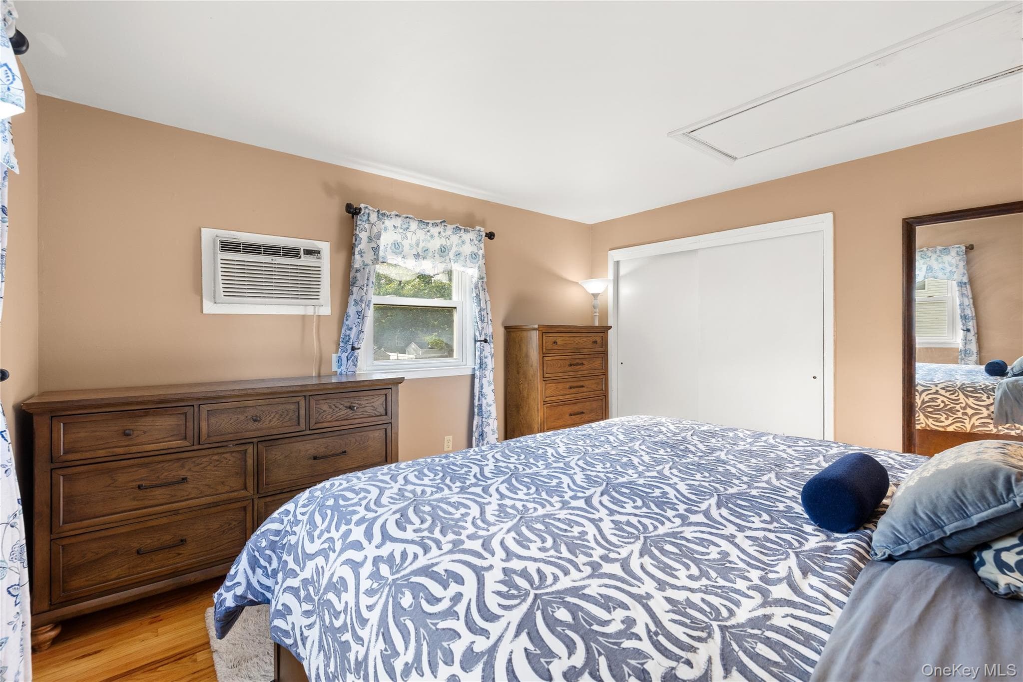 697 East Drive thumbnail 11