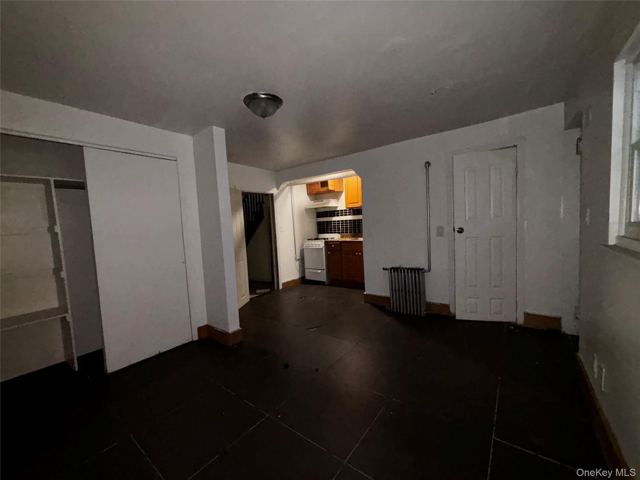 118 Van Cortlandt Avenue thumbnail 9