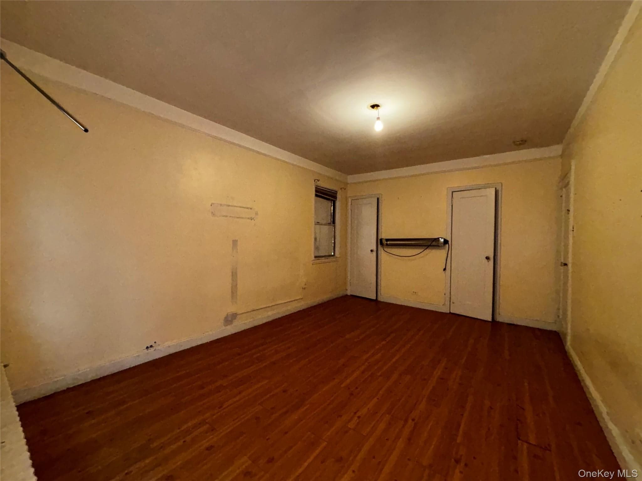 118 Van Cortlandt Avenue thumbnail 3