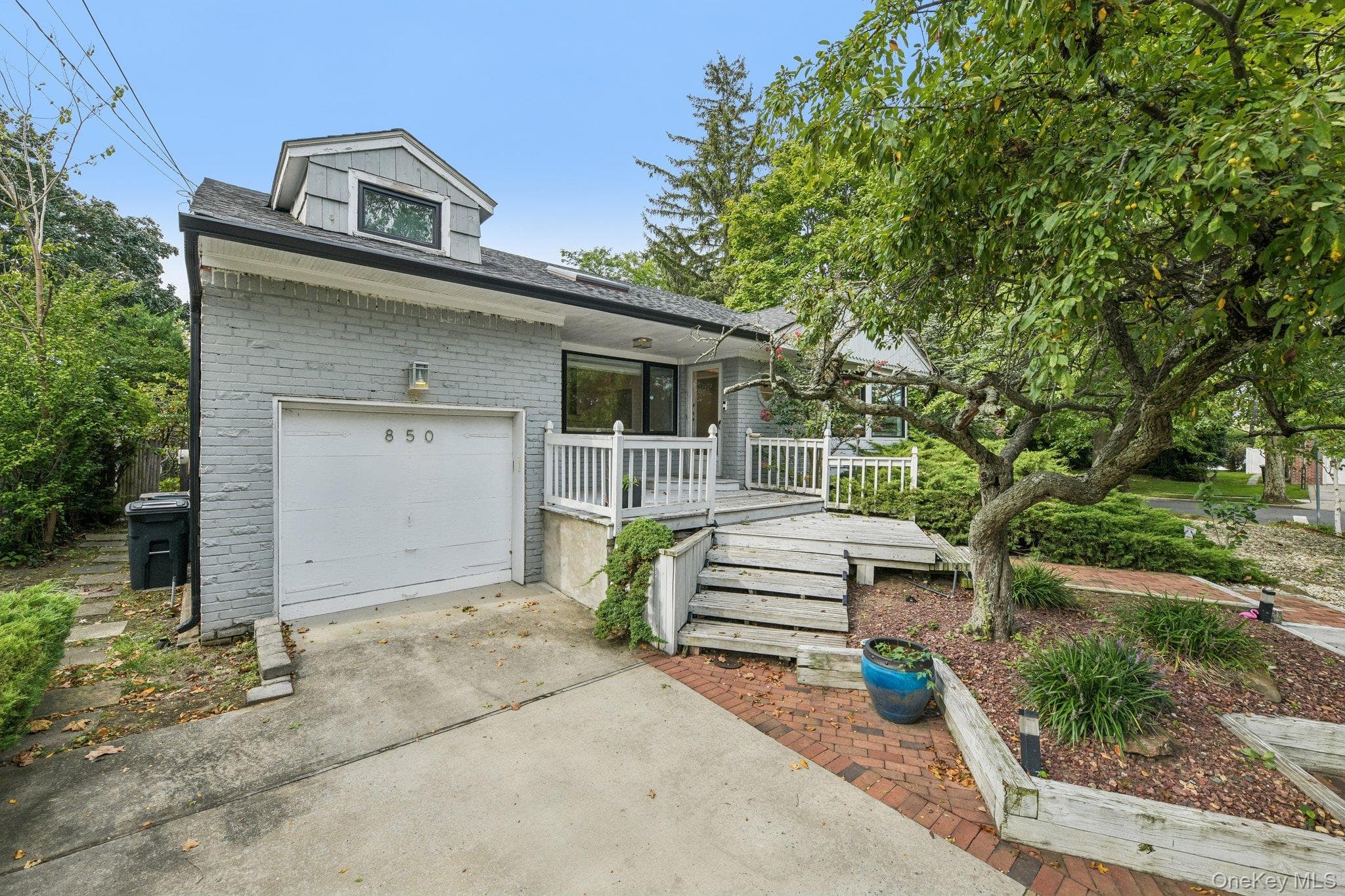 850 Oliver Street thumbnail 4
