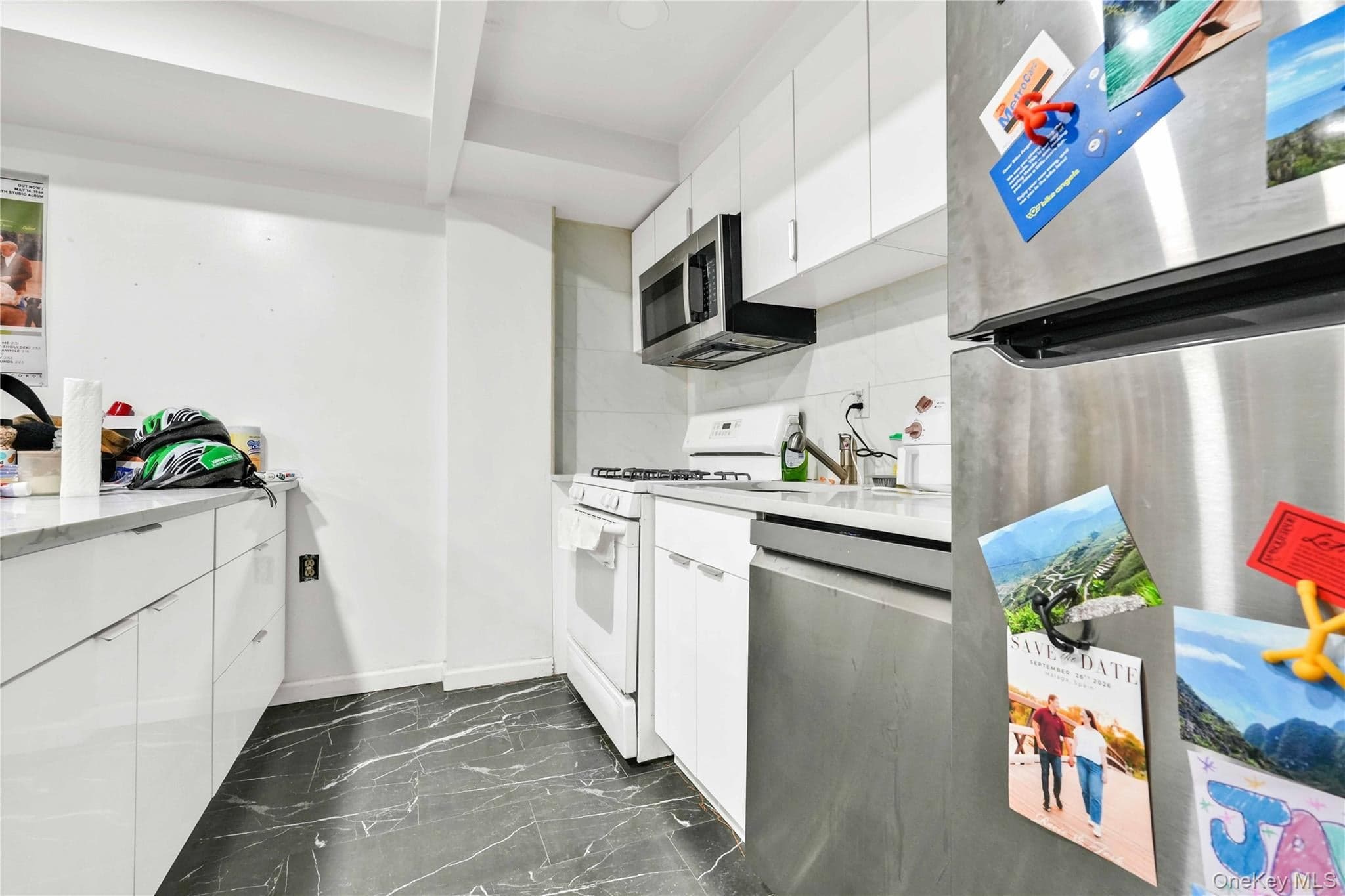 34-46 10th Street thumbnail 14