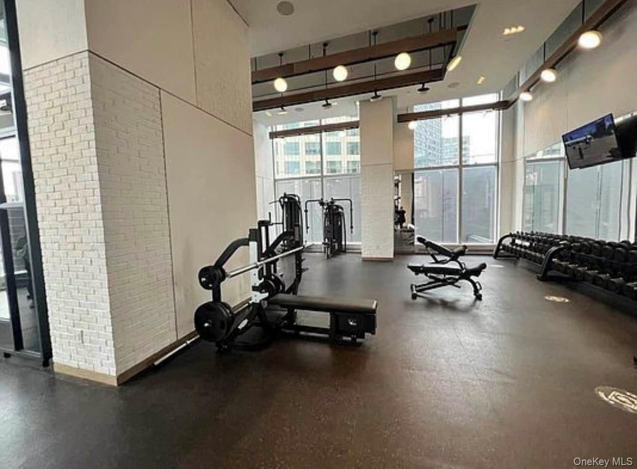 131-03 40th Road Unit: 18E thumbnail 15