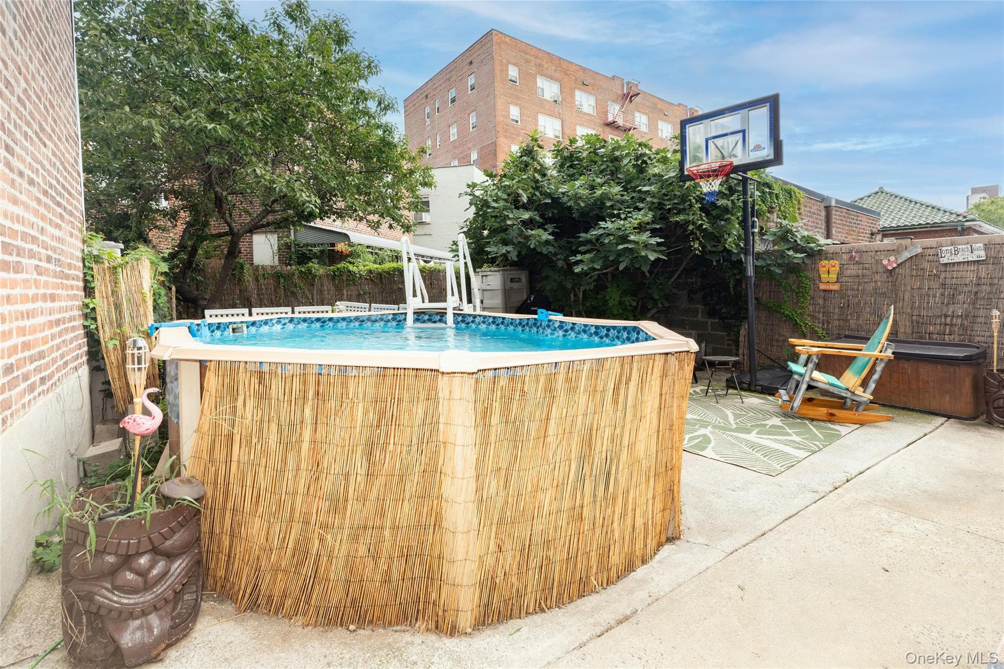 2036 Hobart Avenue thumbnail 17