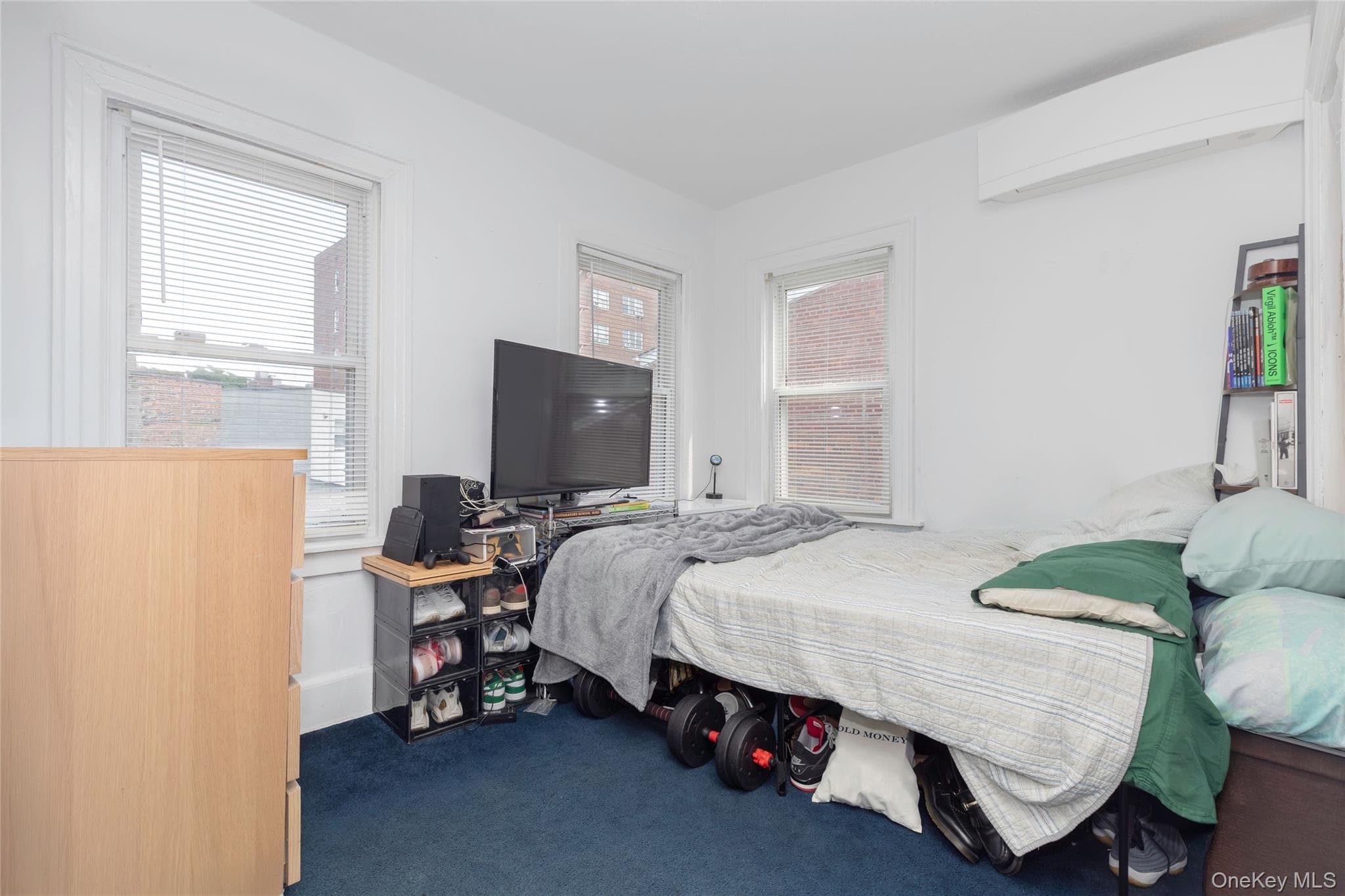2036 Hobart Avenue thumbnail 15