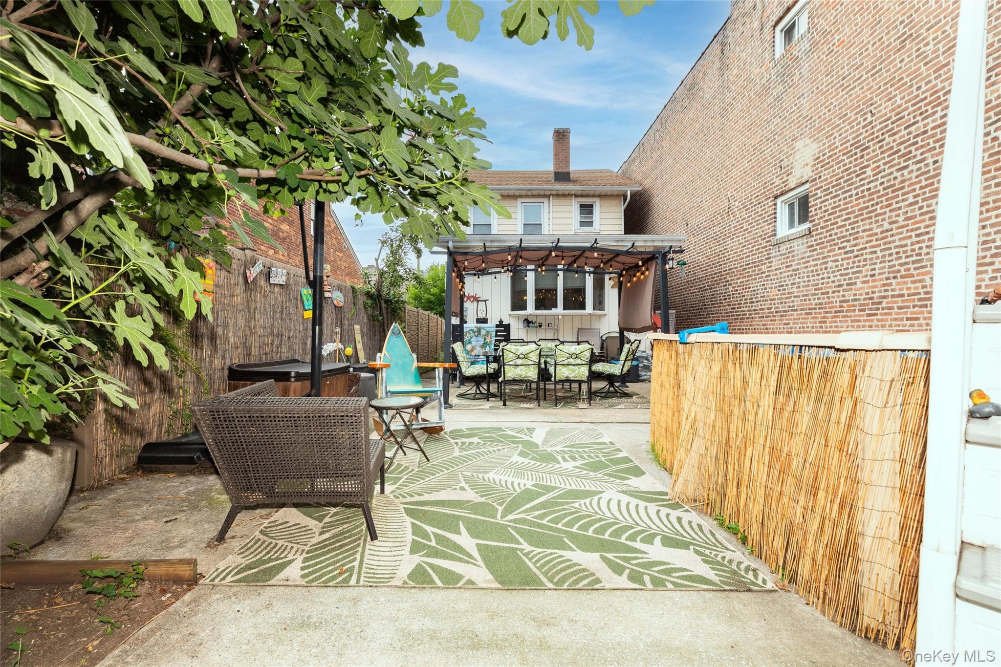 2036 Hobart Avenue thumbnail 19