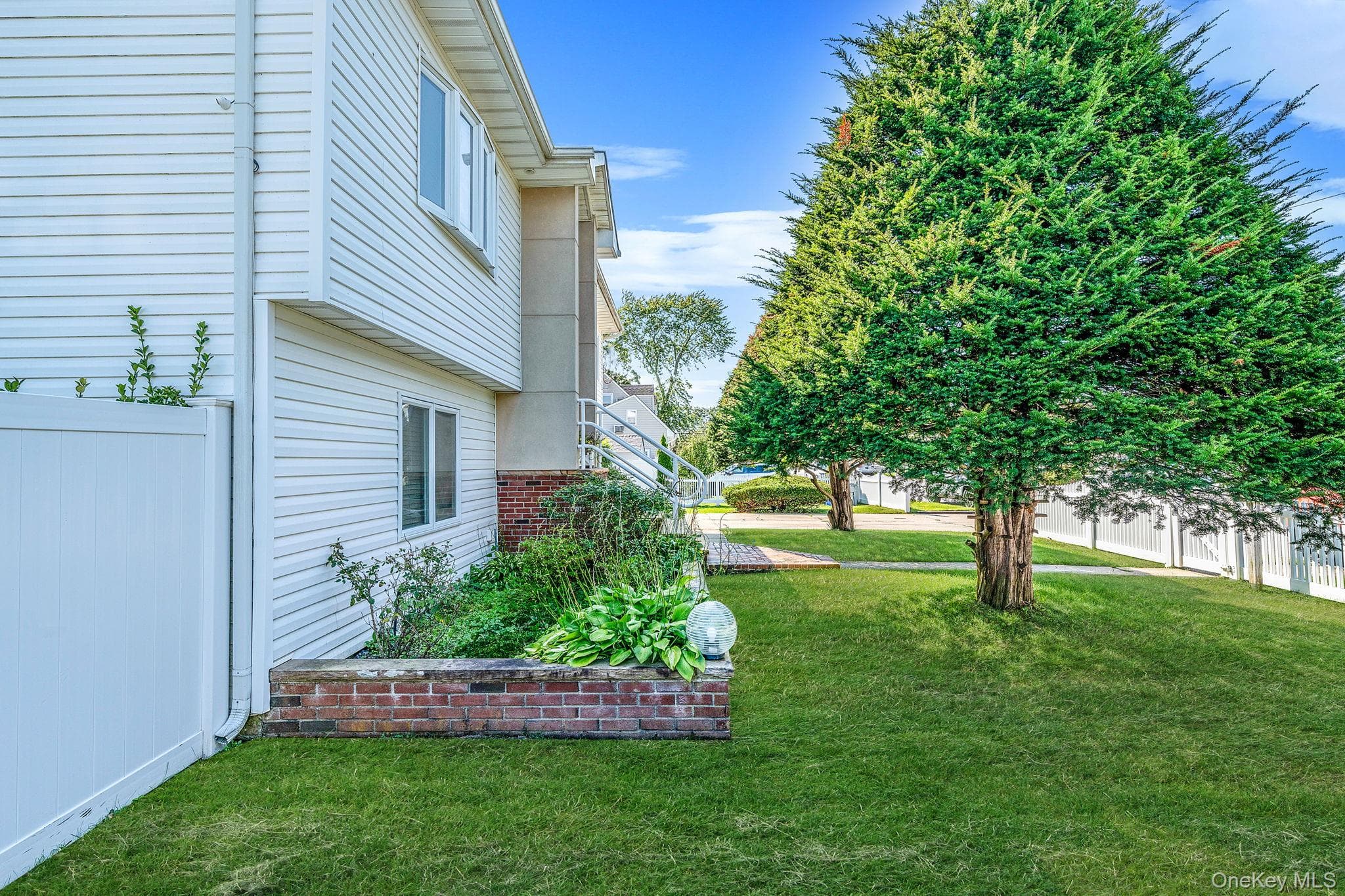 540 Scudder Avenue thumbnail 6