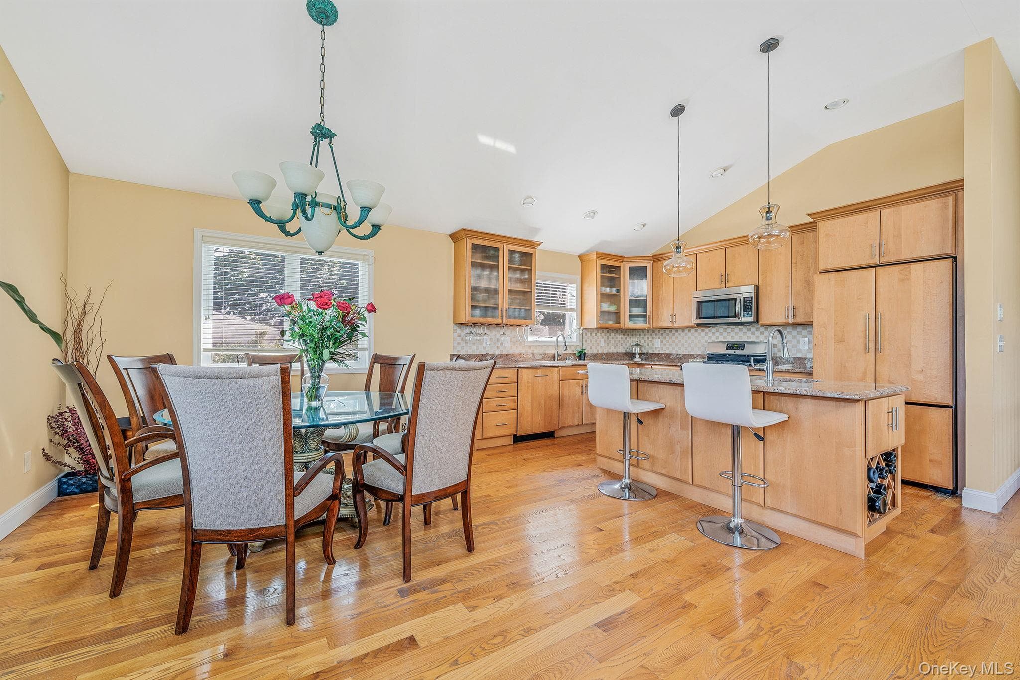 540 Scudder Avenue thumbnail 11
