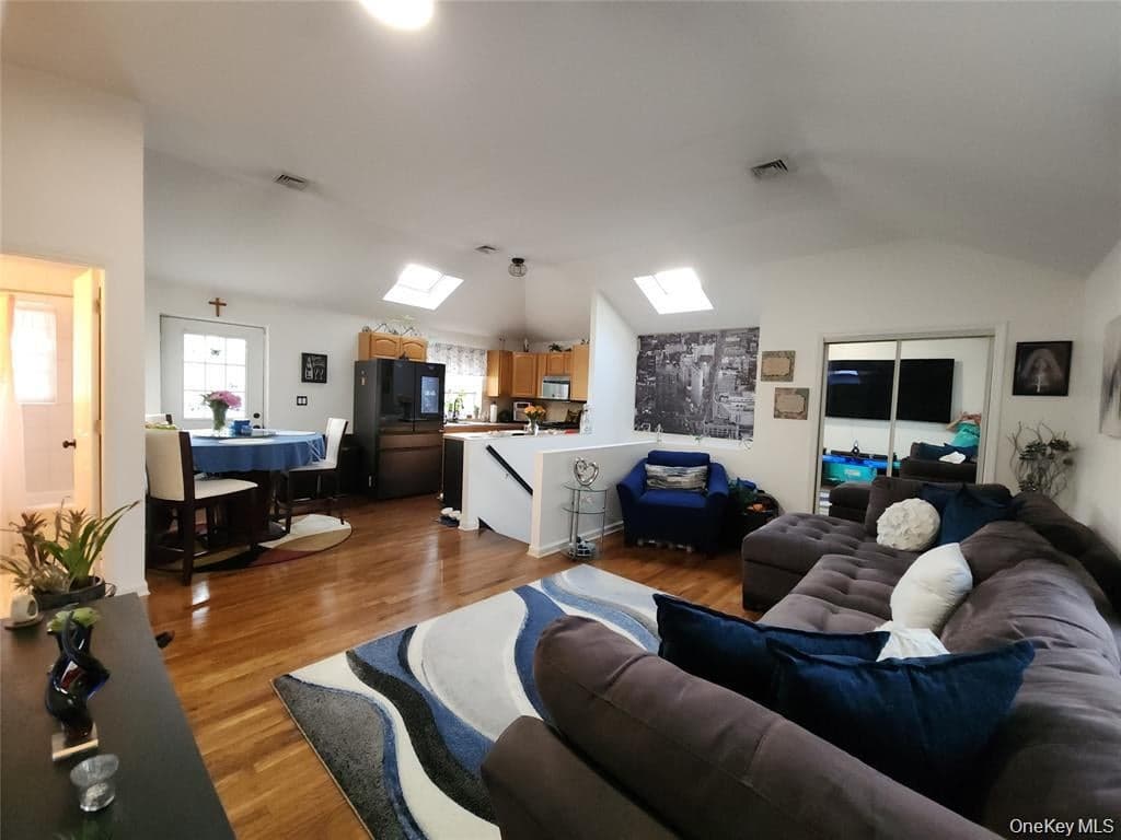 101 Longstreet Avenue thumbnail 22