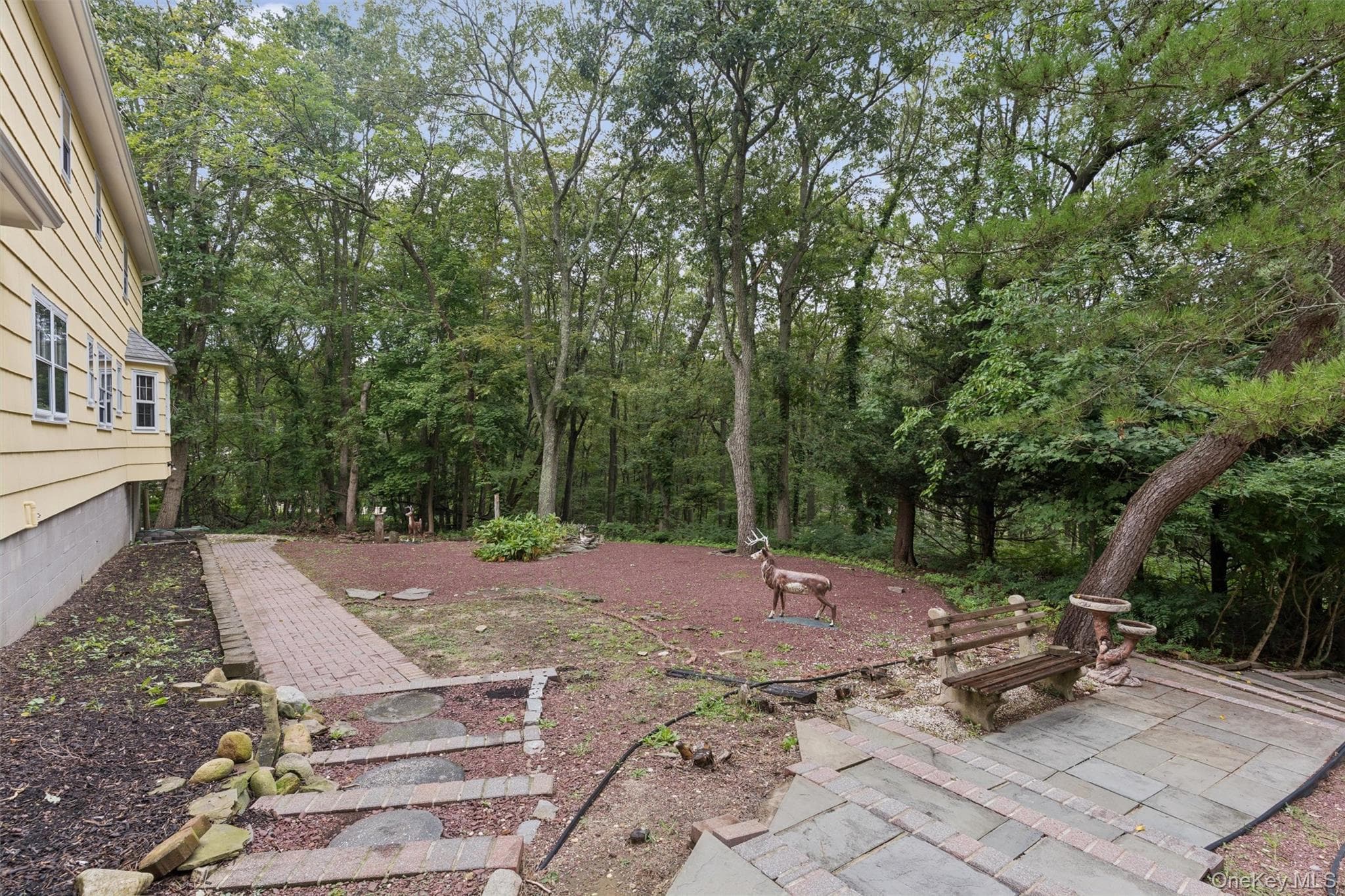 614 Twin Hills Court thumbnail 37