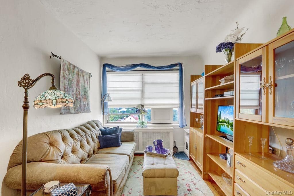 141 Woodmere Boulevard Unit: 6E thumbnail 10
