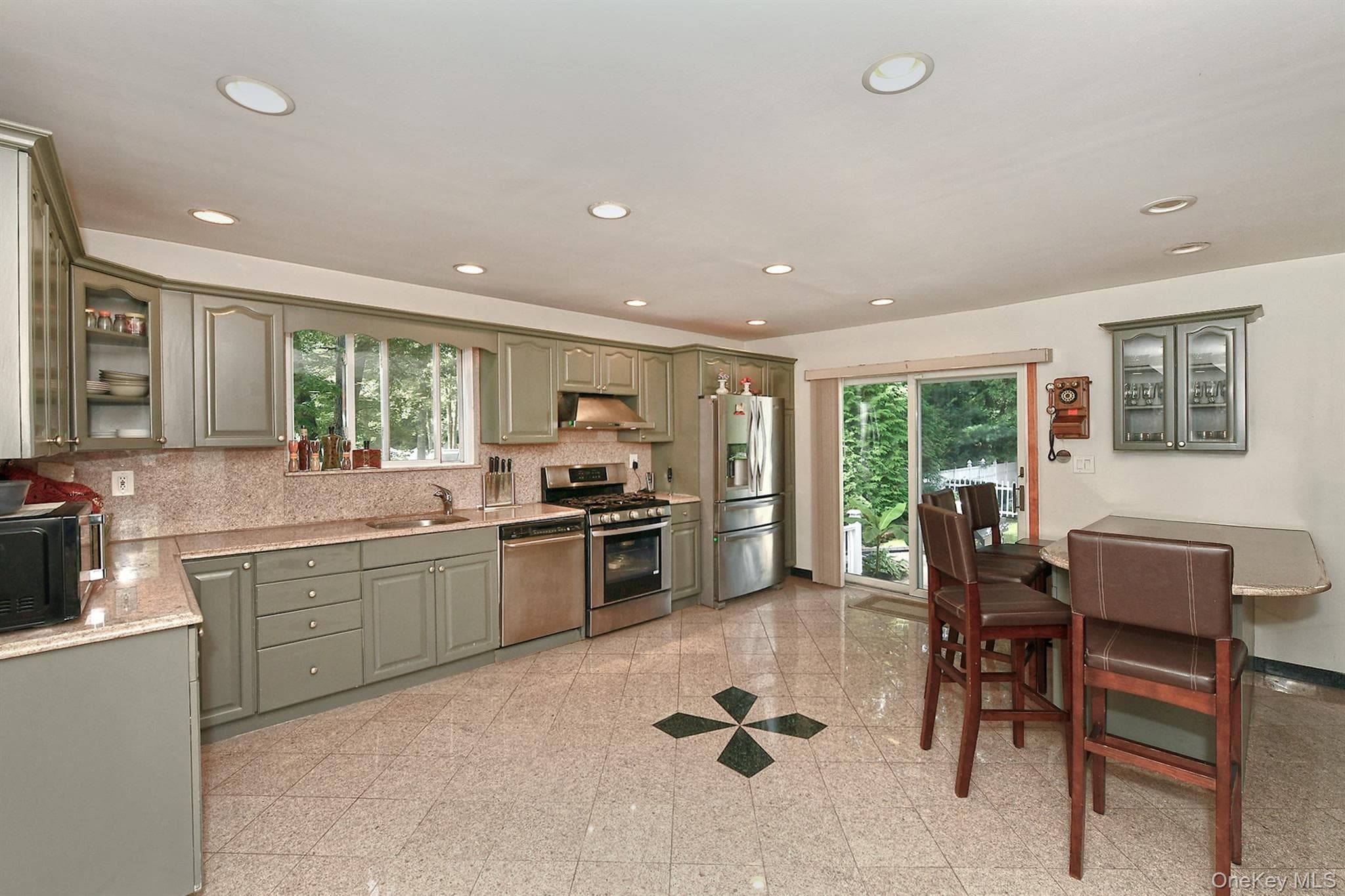 4 Village Hill Drive thumbnail 10