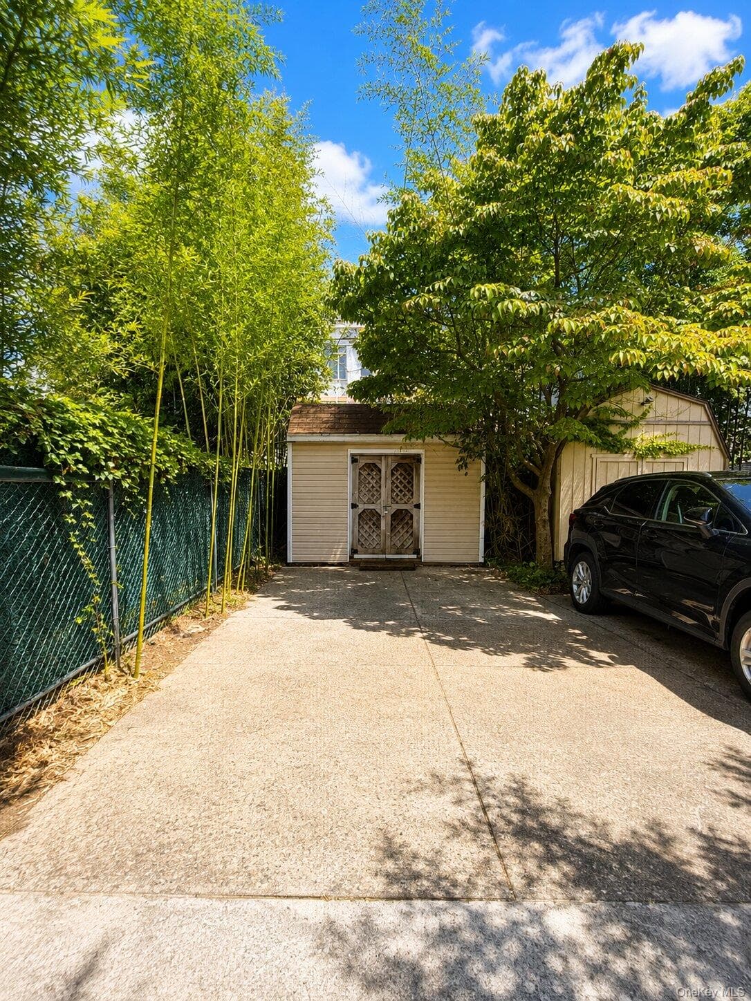 2130 Batchelder Street thumbnail 20