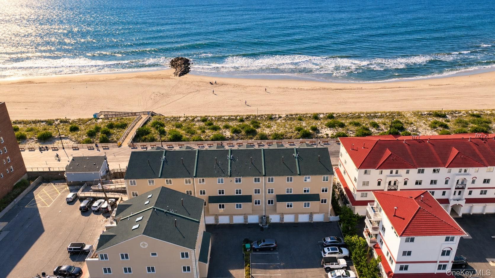 412 Oceanfront thumbnail 23