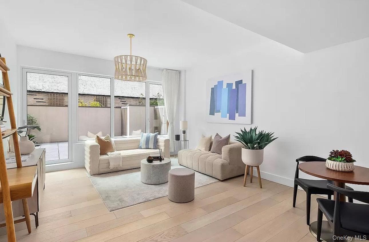 208 Delancey Street Unit: 1B thumbnail 2
