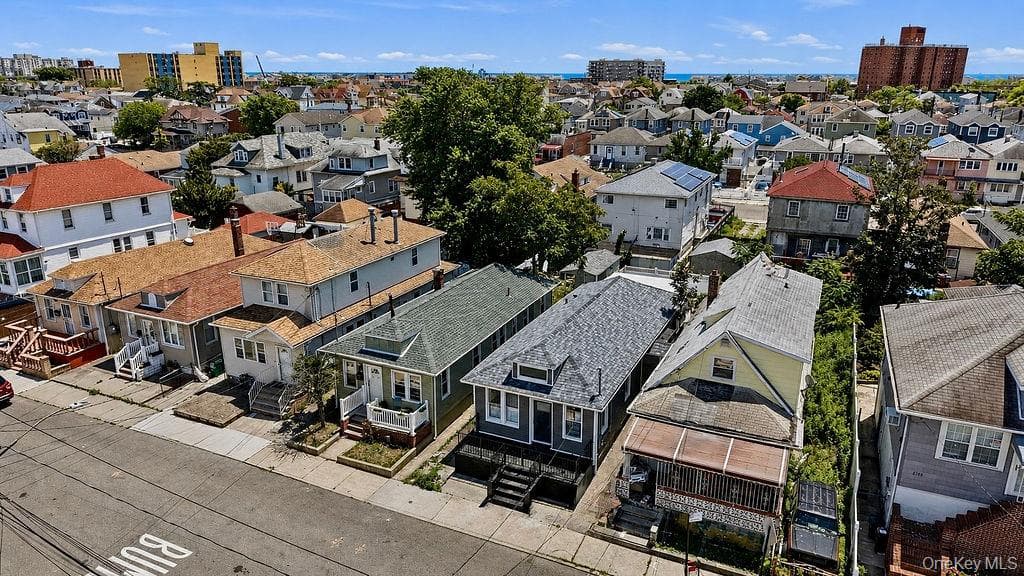69-39 Elizabeth Avenue thumbnail 19