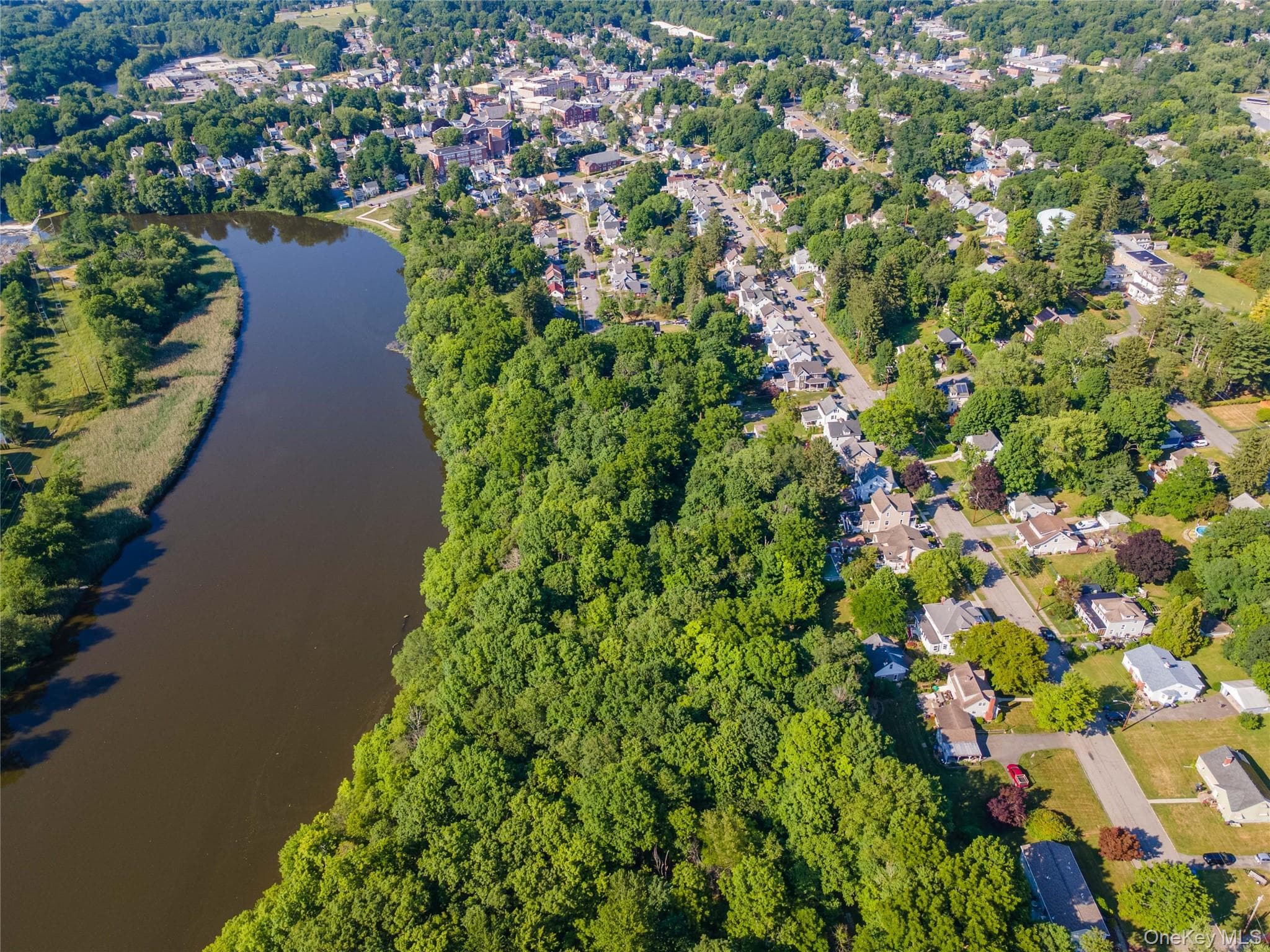 Riverview Street thumbnail 13