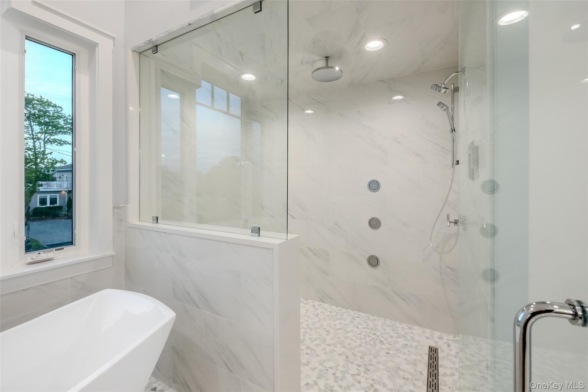 72 Grandview Drive thumbnail 43