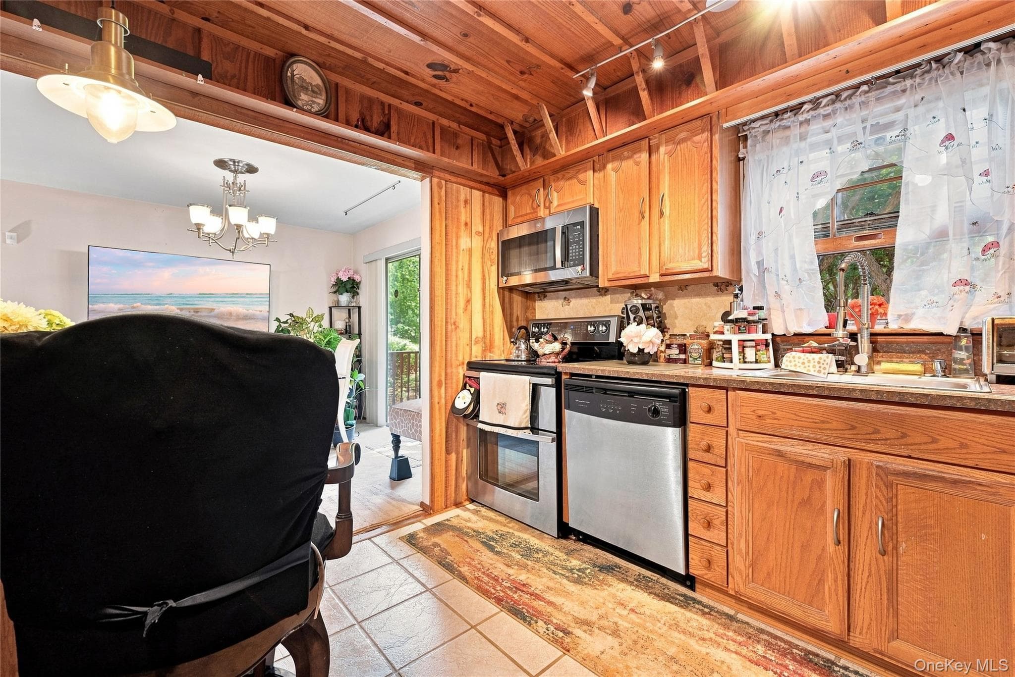124 E Woodside Avenue thumbnail 11