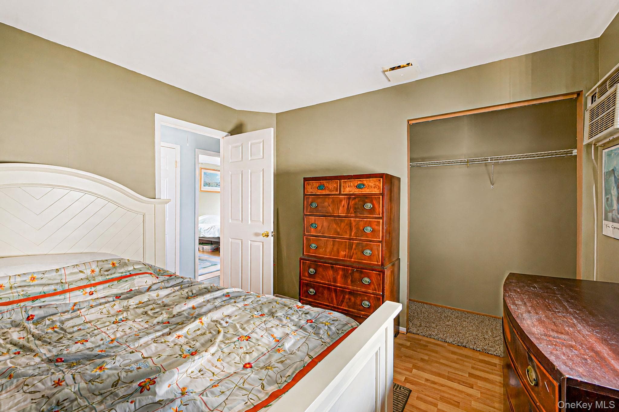 32 Yacht Club Road thumbnail 21