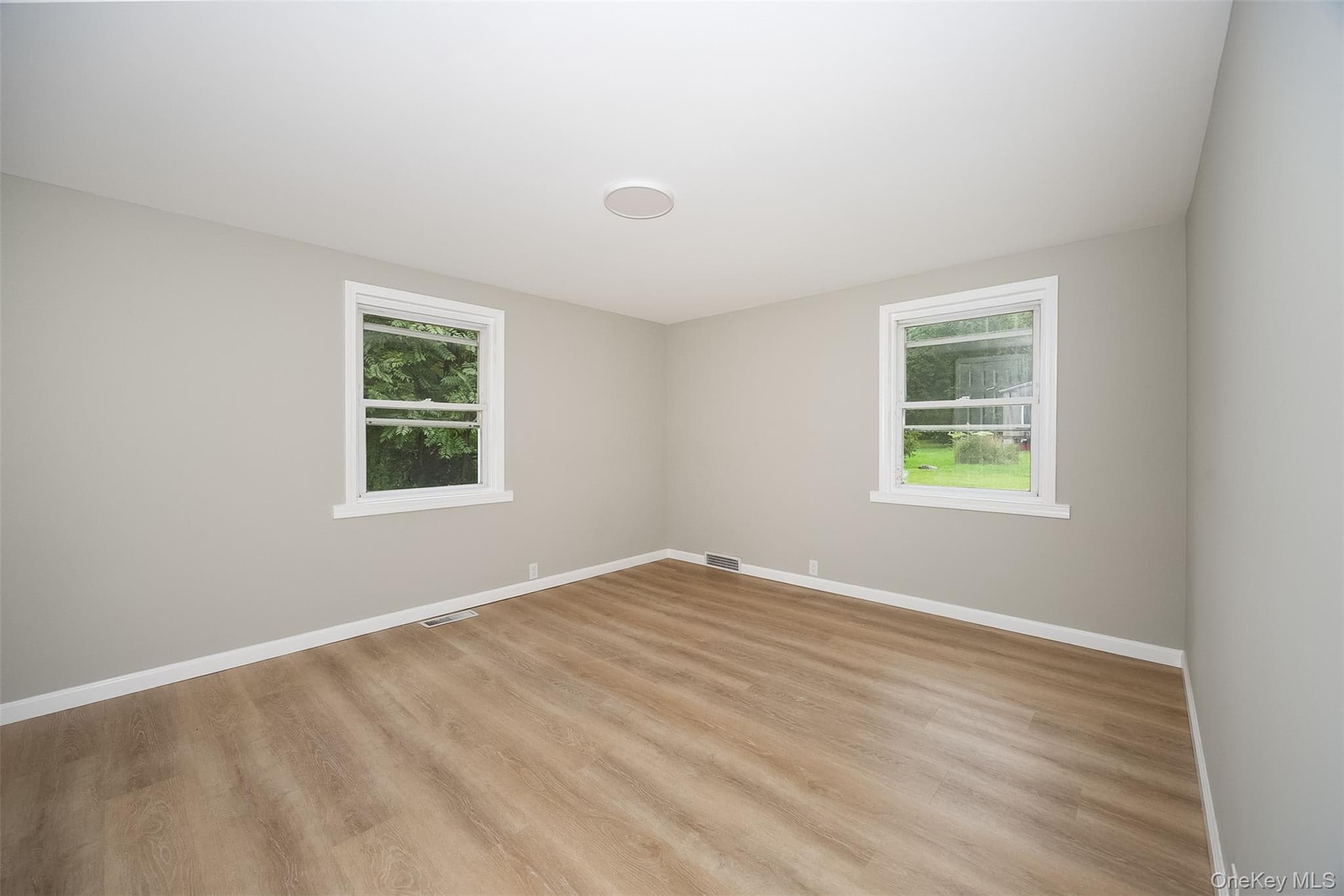 15 Balsam Road thumbnail 15