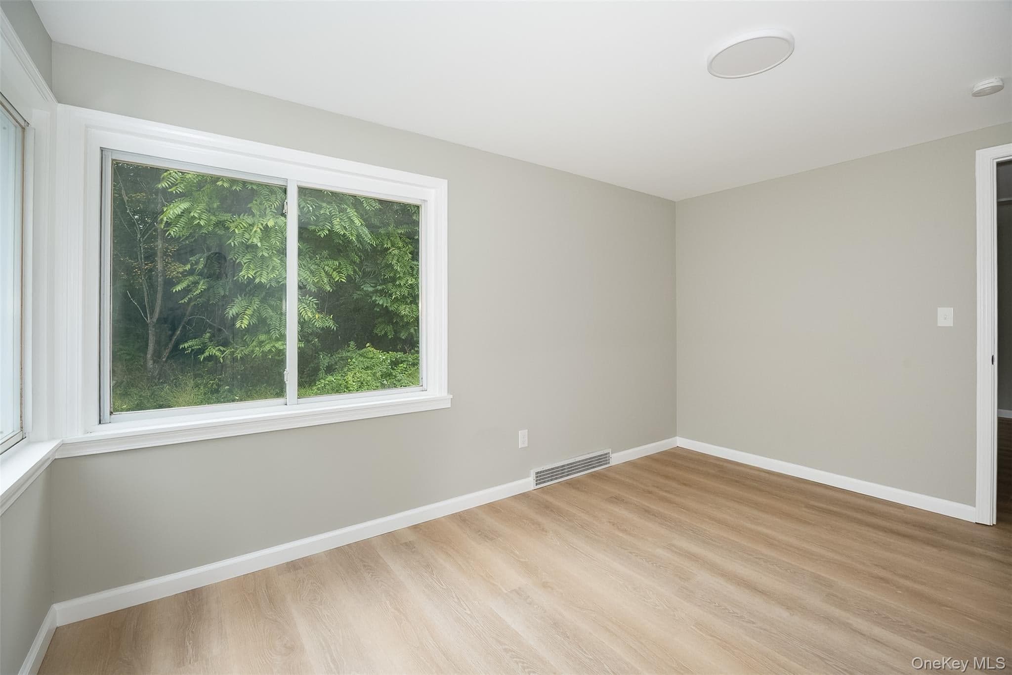 15 Balsam Road thumbnail 13