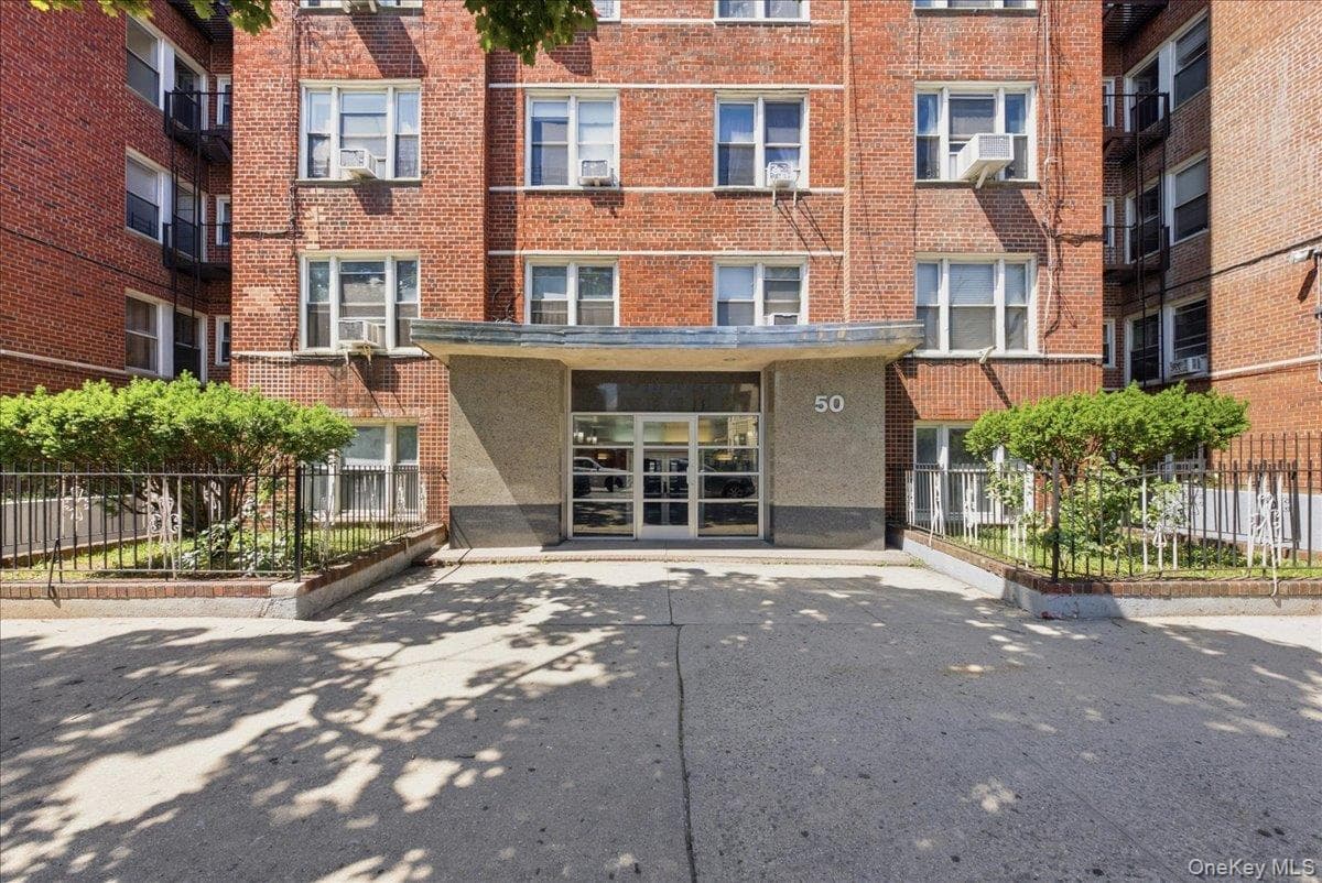 50 Kenilworth Place Unit: 6m thumbnail 2