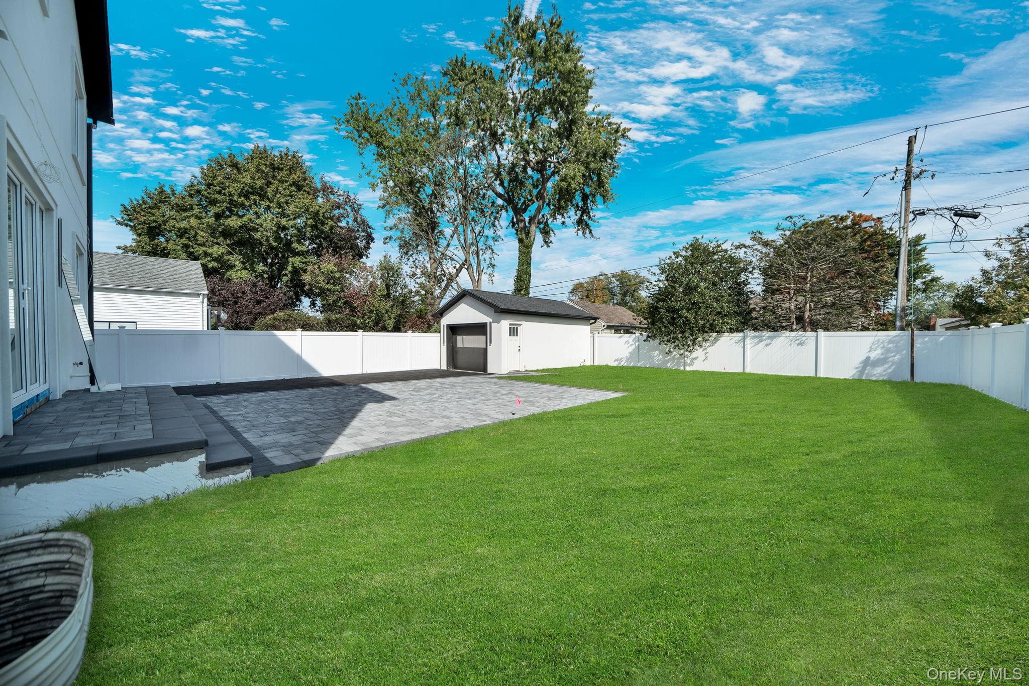 748 Carman Avenue thumbnail 46