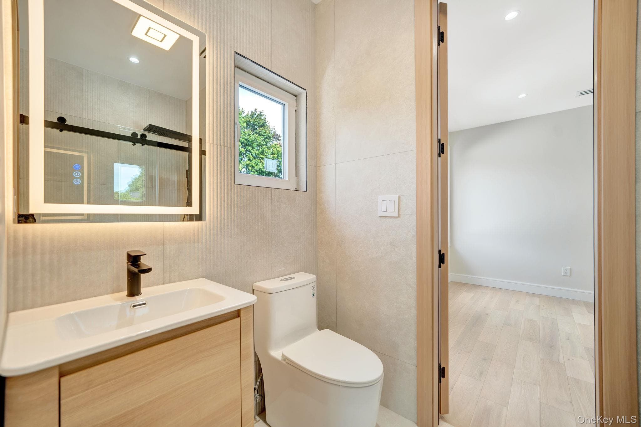 748 Carman Avenue thumbnail 24