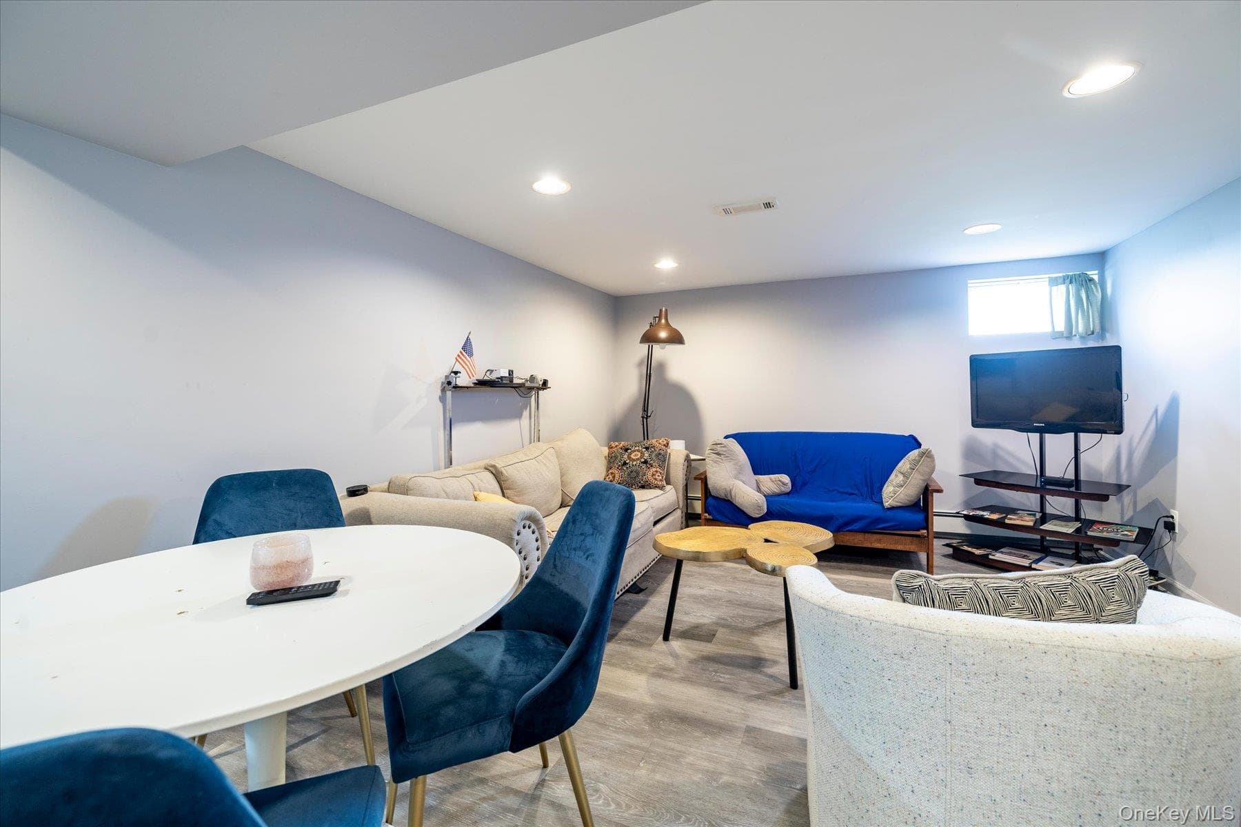 145 Bismark Avenue thumbnail 14