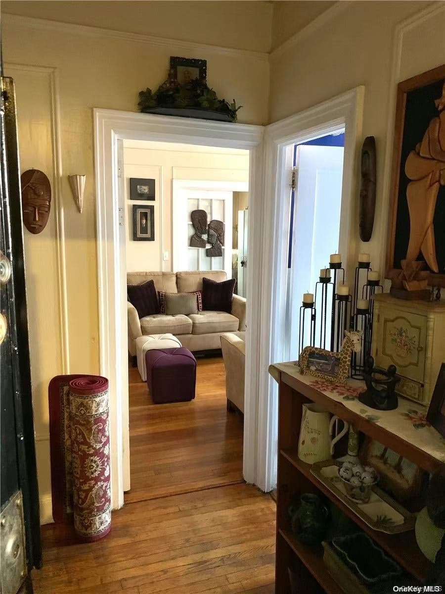 4313 Judge Street thumbnail 4