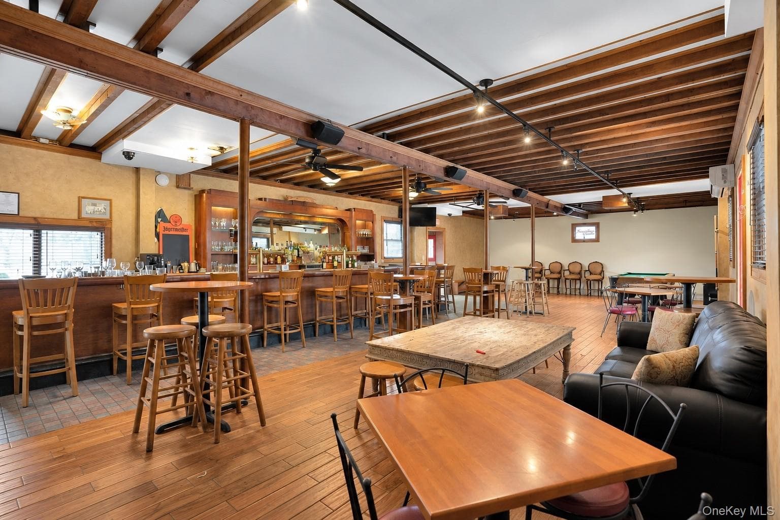87 North Road thumbnail 9