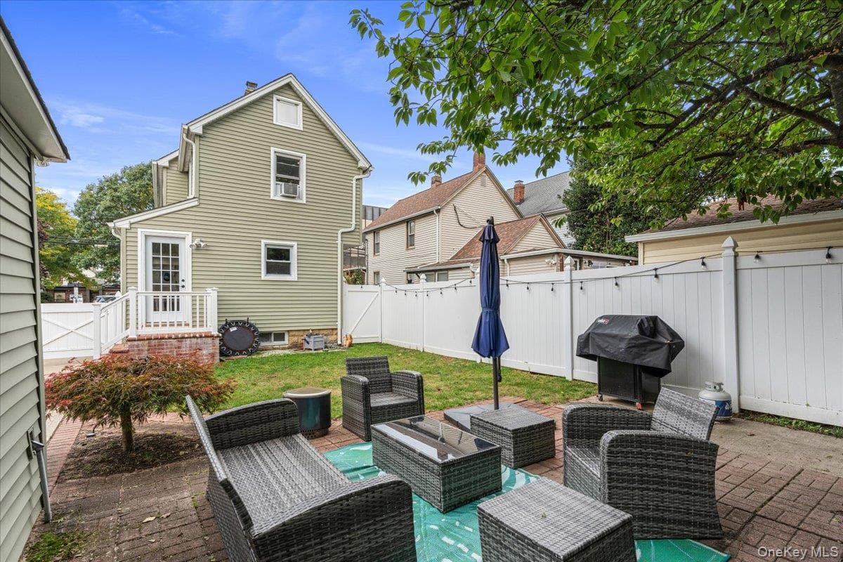 35 Saint Marks Avenue thumbnail 23