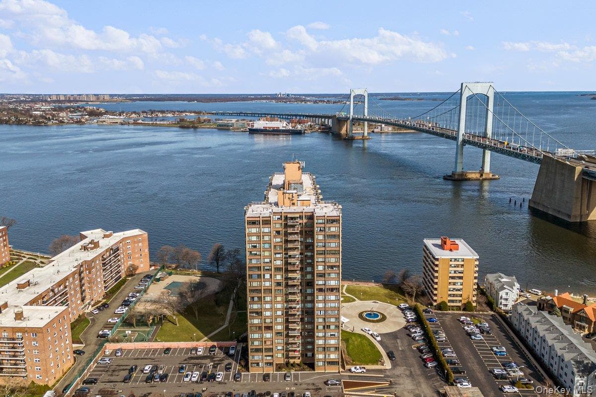 166-25 Powells Cove Boulevard Unit: 19G thumbnail 24