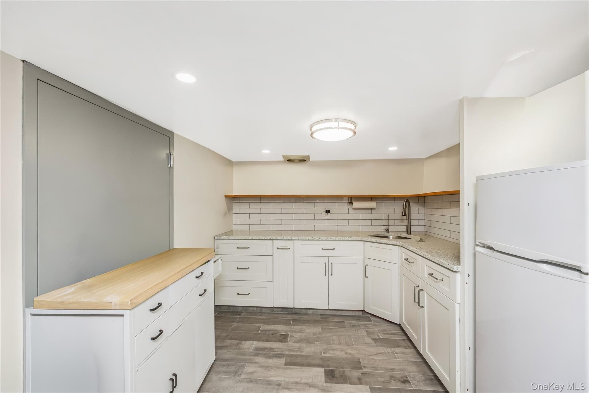 164-36 76th Avenue thumbnail 21