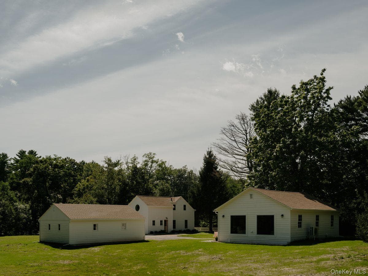 300 Band Camp Road thumbnail 32