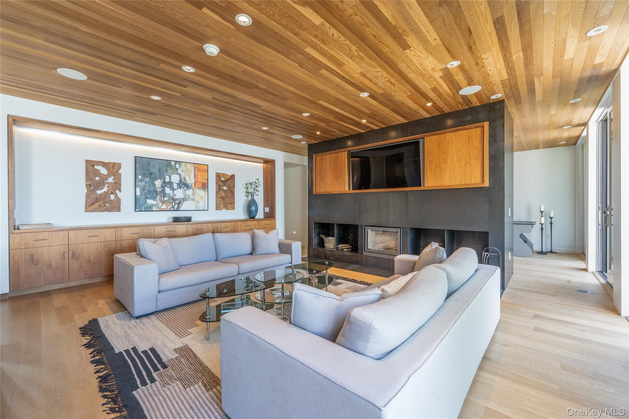 470 Lloyds Lane thumbnail 16