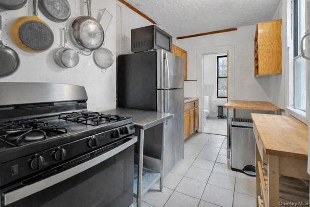 584 Sterling Place thumbnail 12