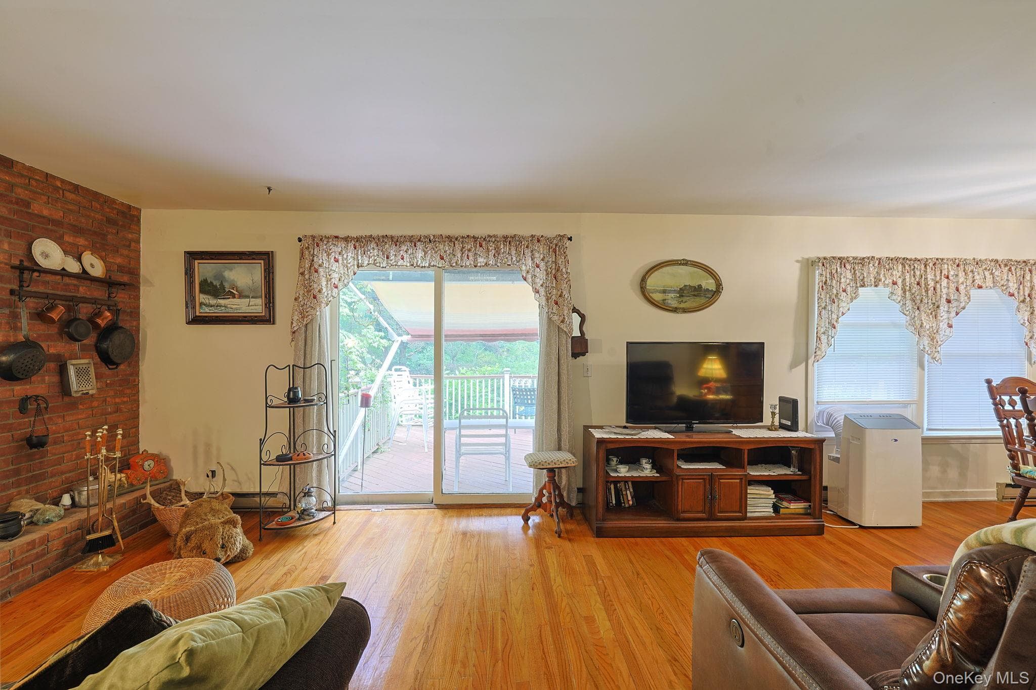 408 Field Road thumbnail 8