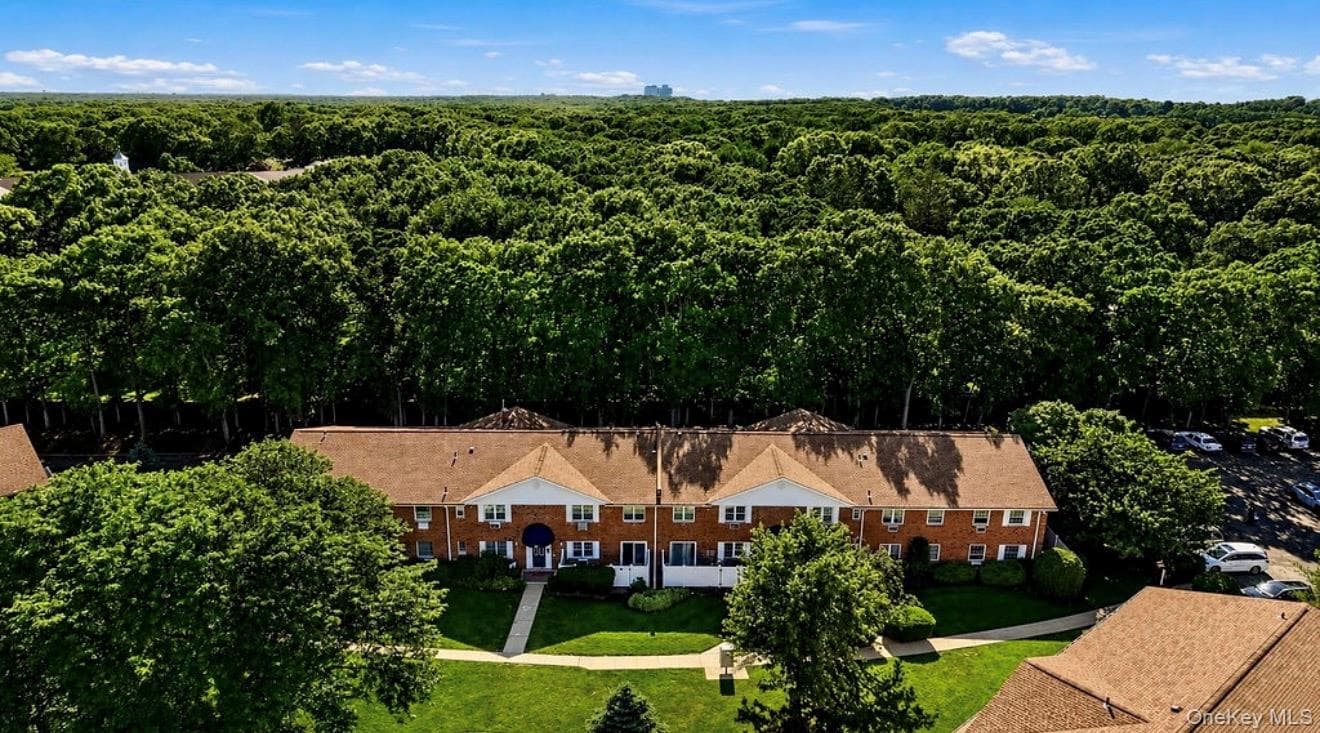 460 Old Town Road Unit: 11I thumbnail 4
